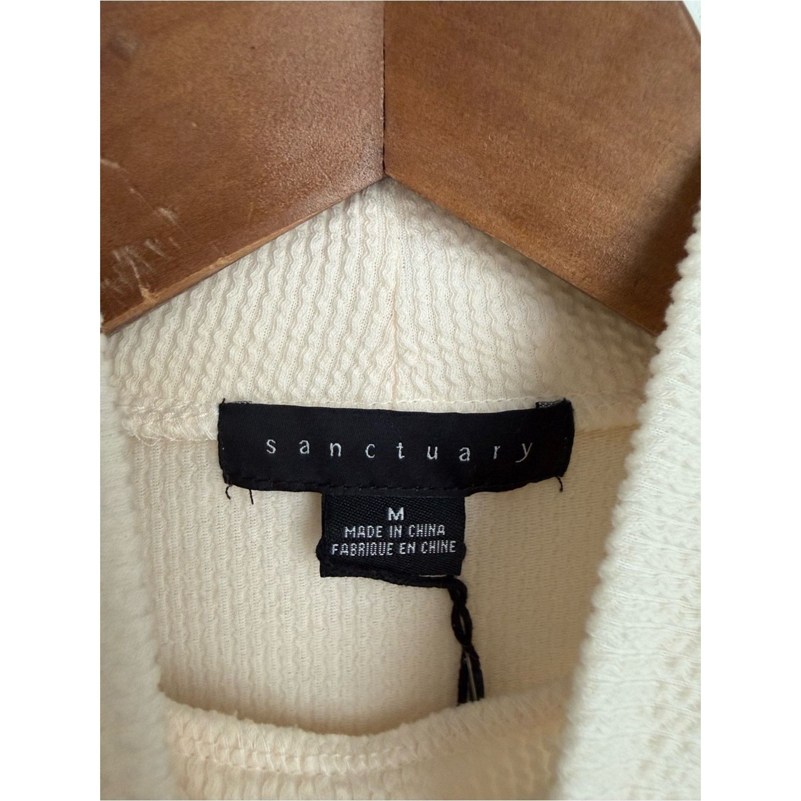 Sanctuary Sanctuary Cream Knit Mock Neck Long Sleeve Cutout Top Size M / US 6-8 / IT 42-44 - 3 Thumbnail