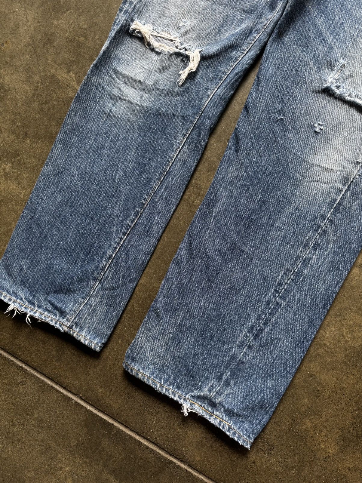 Vintage Vintage ‘80s Levi’s 501 Redline Selvedge Denim Jeans Size US 31 - 6 Thumbnail
