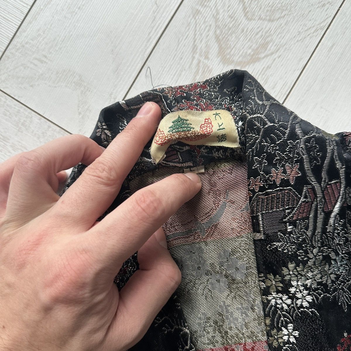 Japanese Brand Vintage 90s Haori Kimono Embroidered jacket Japan hype y2k Size US L / EU 52-54 / 3 - 9 Thumbnail