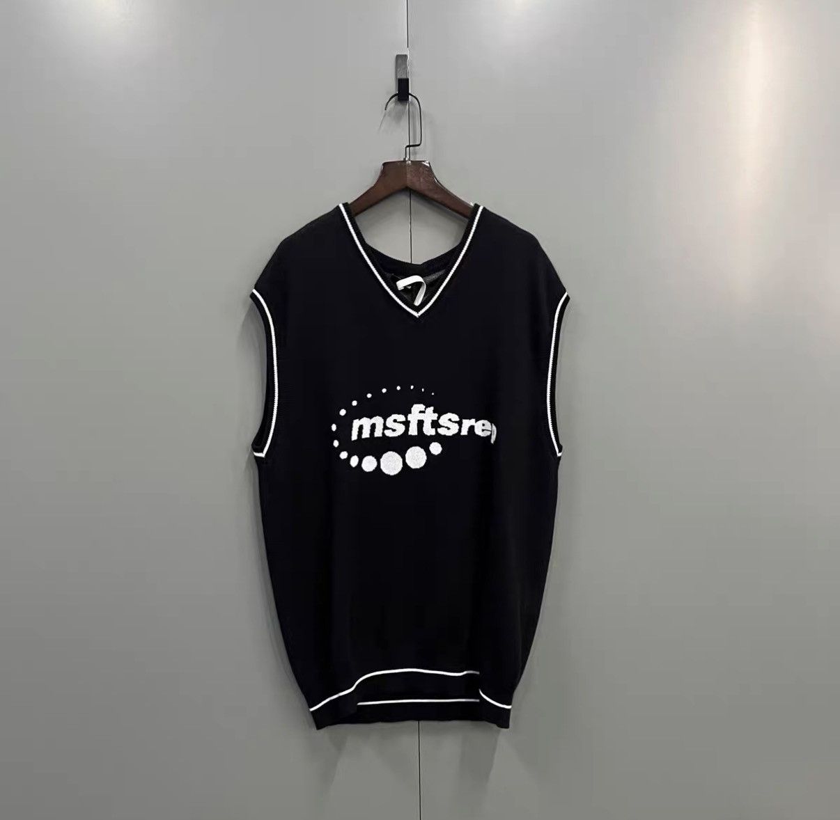 Msftsrep MSFTSREP Black Printed Knit Tank Top J41 Size M / US 6-8 / IT 42-44 - 1 Thumbnail