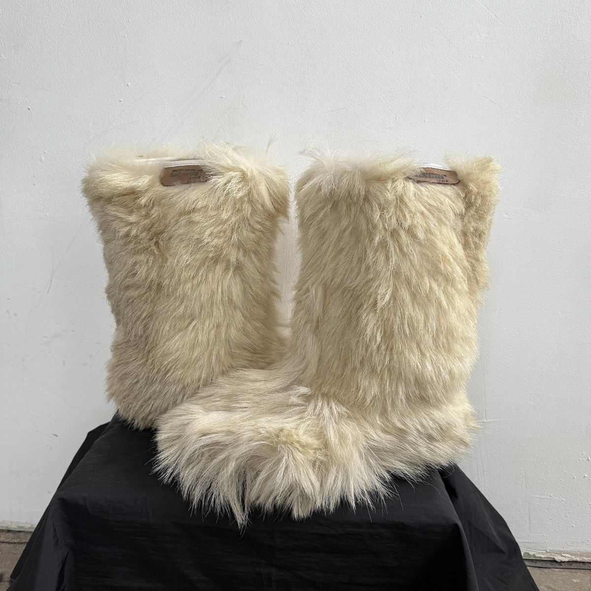Le Grande Bleu (L.G.B.) Fur boots moon boot roxy oscar sport Size US 9 / IT 39 - 5 Thumbnail