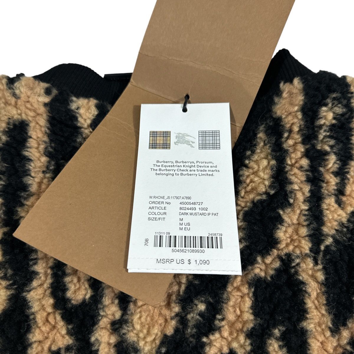 Burberry NWT Burberry Leopard Print Fleece Sweater Size US M / EU 48-50 / 2 - 7 Thumbnail