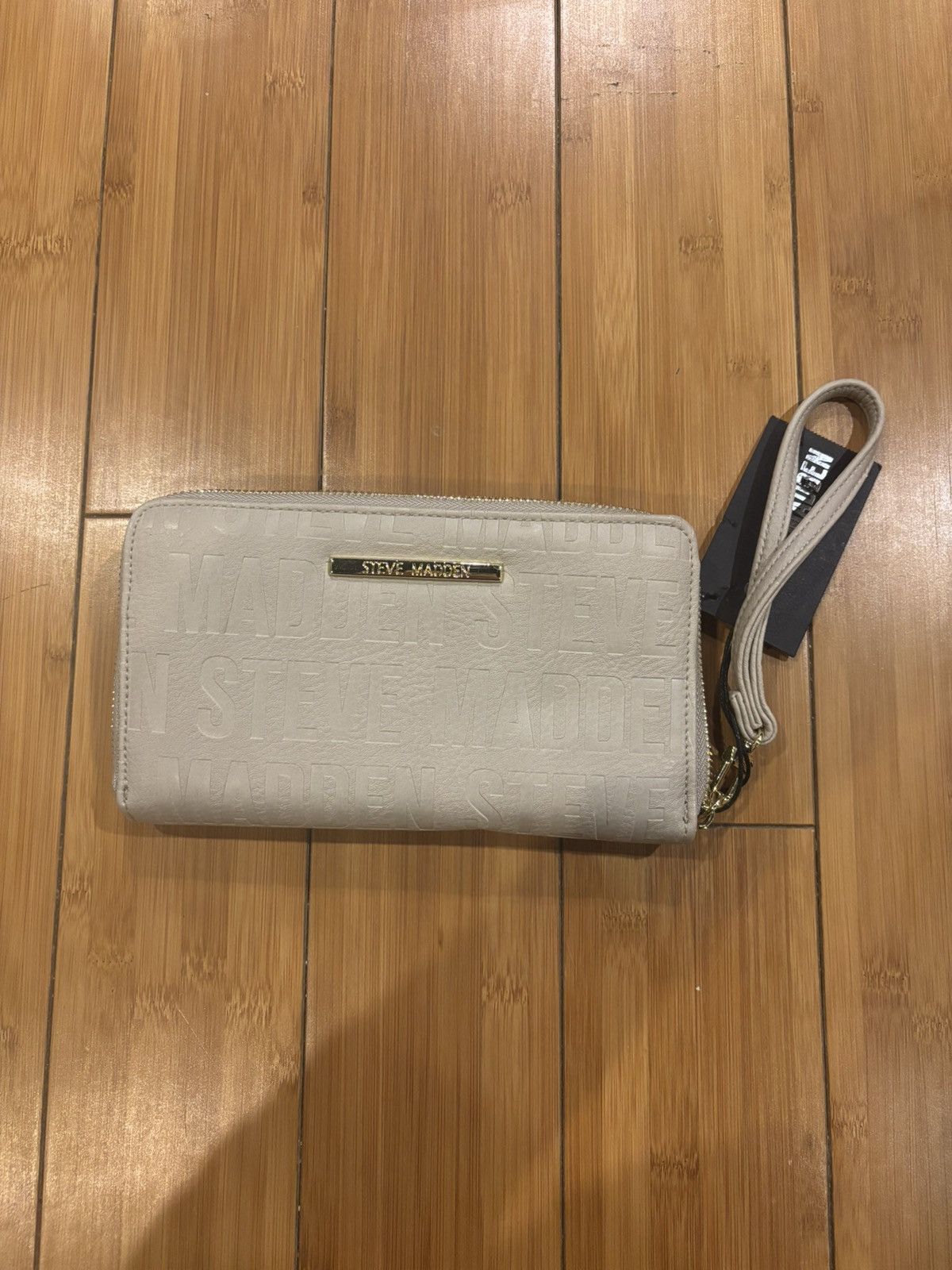 Steve Madden Zip around wallet.wm-159 Size ONE SIZE - 1 Thumbnail