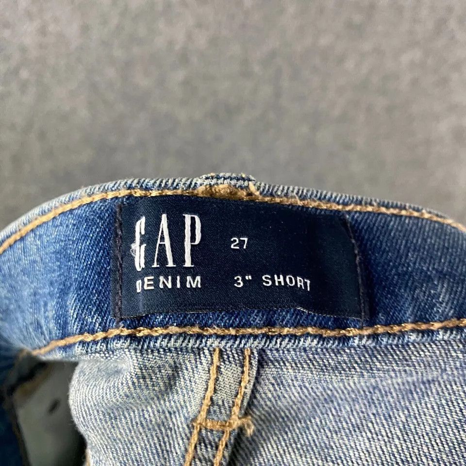 Gap Gap Shorts Women's 27 Blue Cut Off Denim 3" Inseam Floral Size 27" / US 4 / IT 40 - 5 Thumbnail