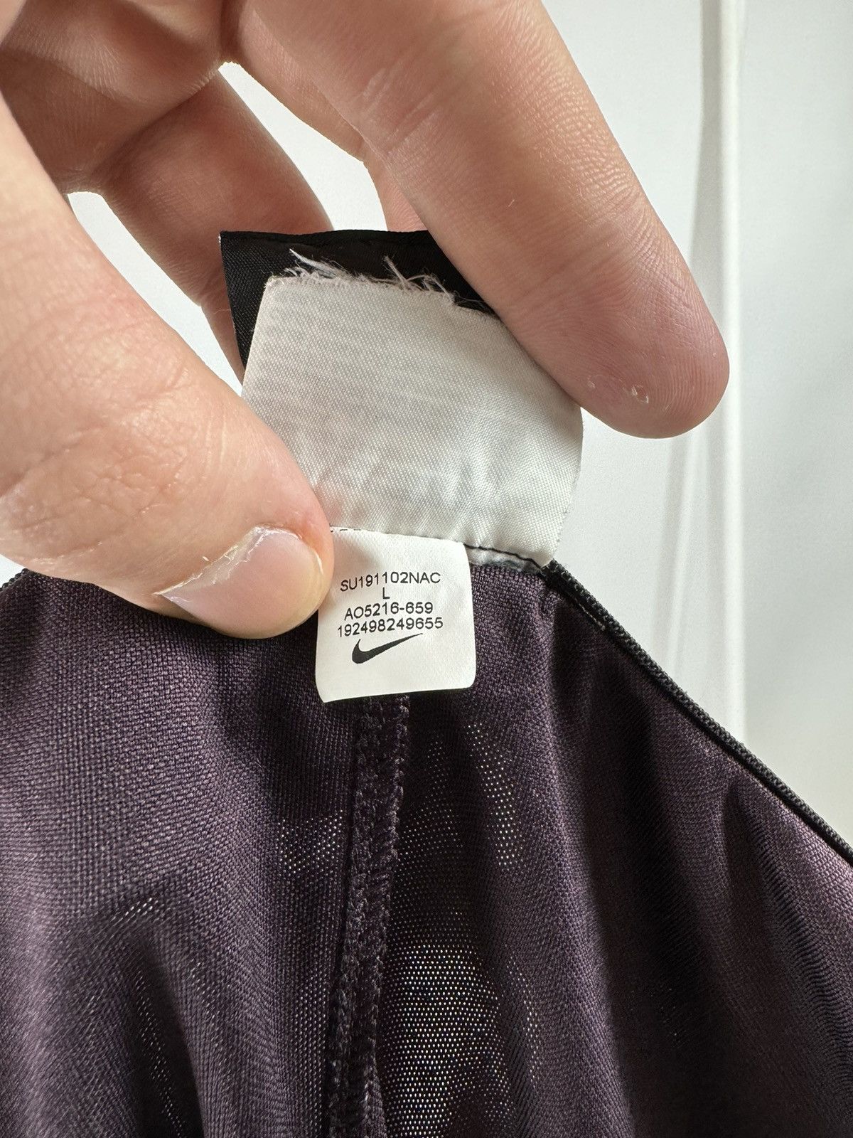 Nike Rare Nike X Barcelona Shorts Size US 34 / EU 50 - 9 Thumbnail