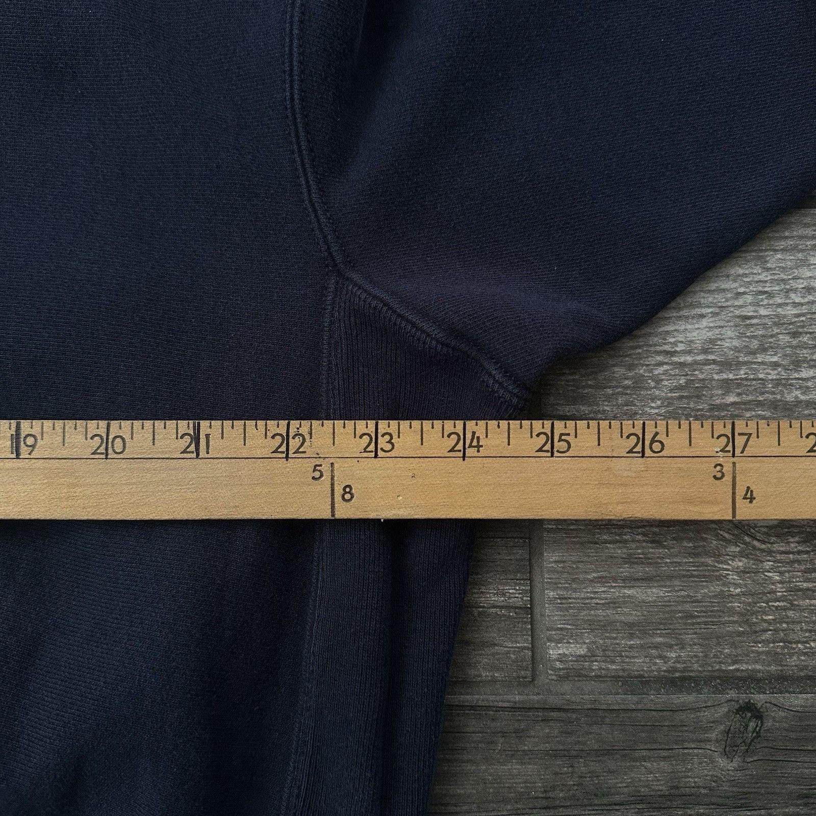 Champion VTG 90'S CHAMPION REVERSE WEAVE NAVY BLUE PULLOVER HOODIE SW Size US L / EU 52-54 / 3 - 4 Thumbnail