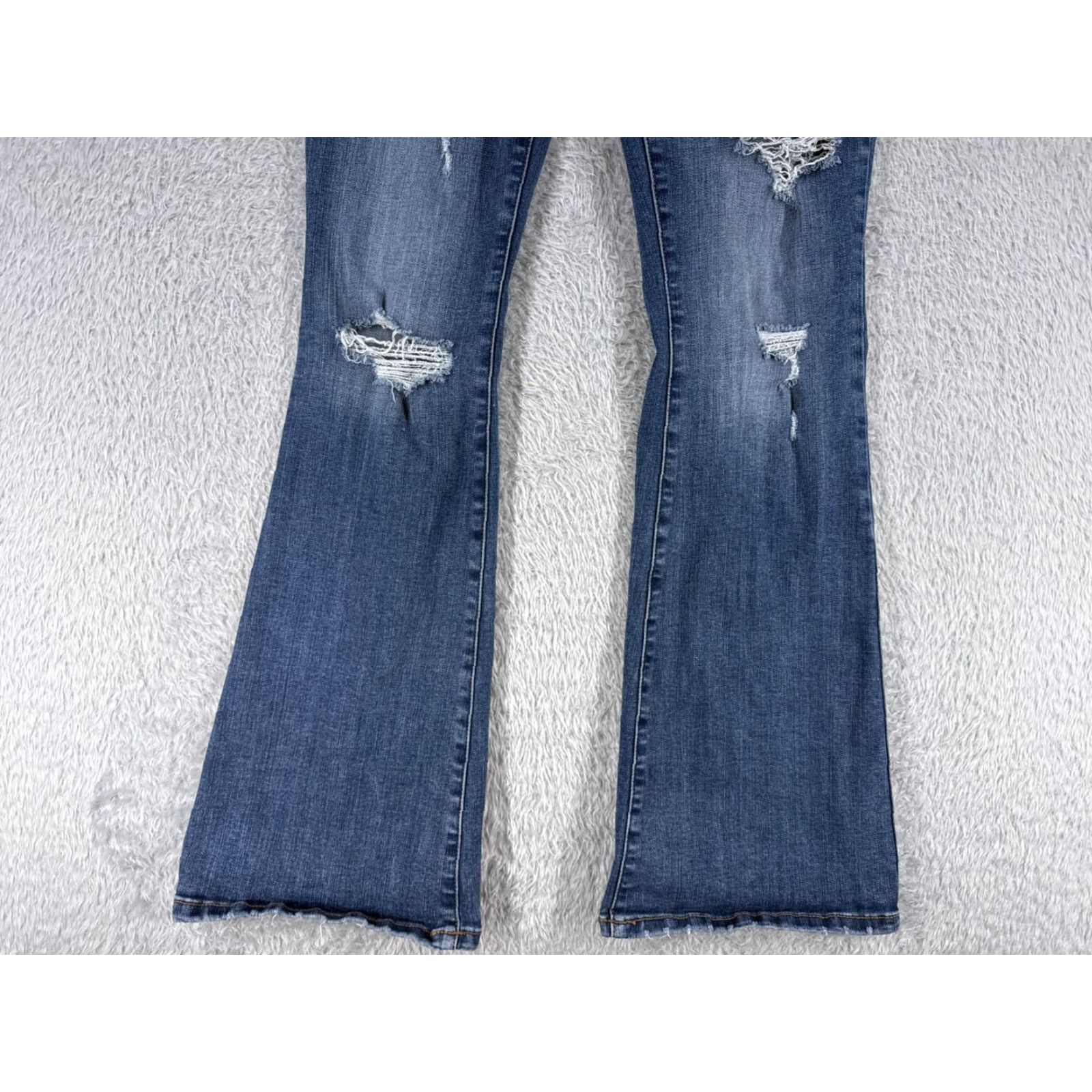 Vintage Maurices Jeans Womens 4 Blue Denim Mid Rise Flare Distressed Cotton 25x31 Size 27" / US 4 / IT 40 - 2 Thumbnail