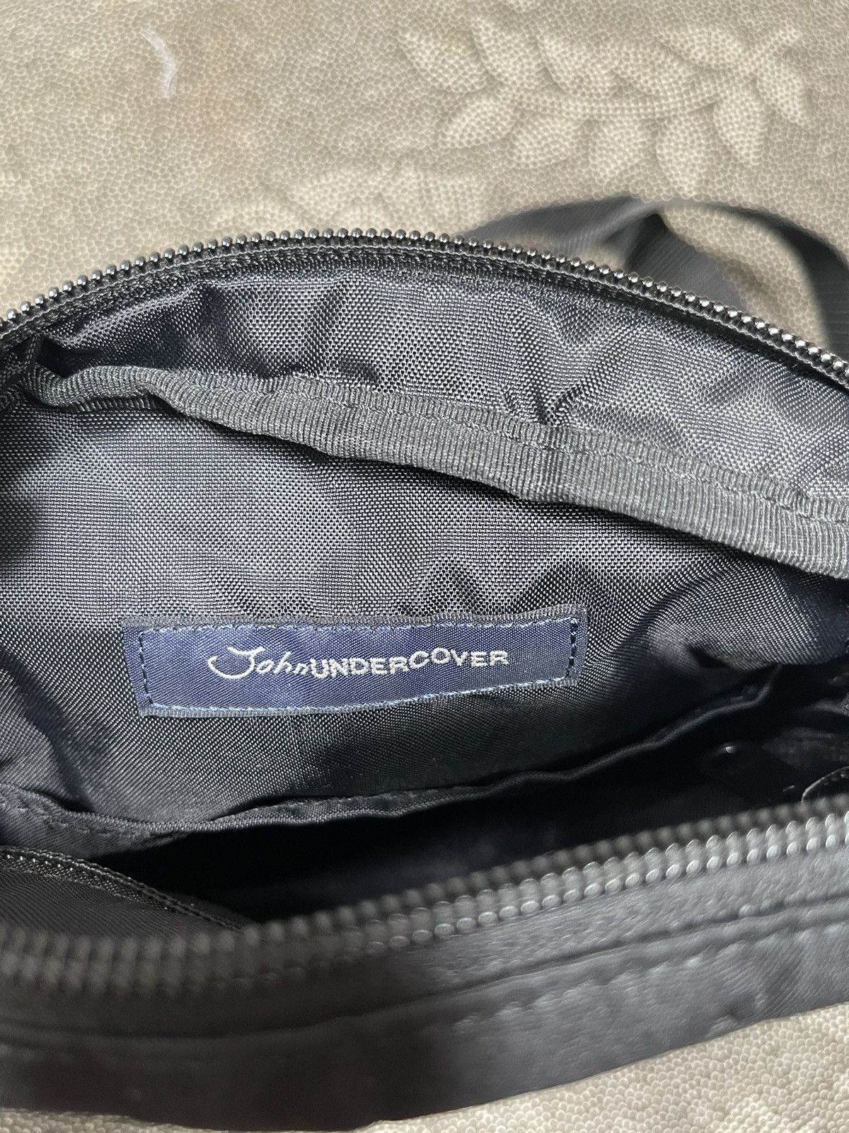 Jun Takahashi × Undercover John Undercover Arabic A Nylon Shoulder Bag Size ONE SIZE - 9 Thumbnail