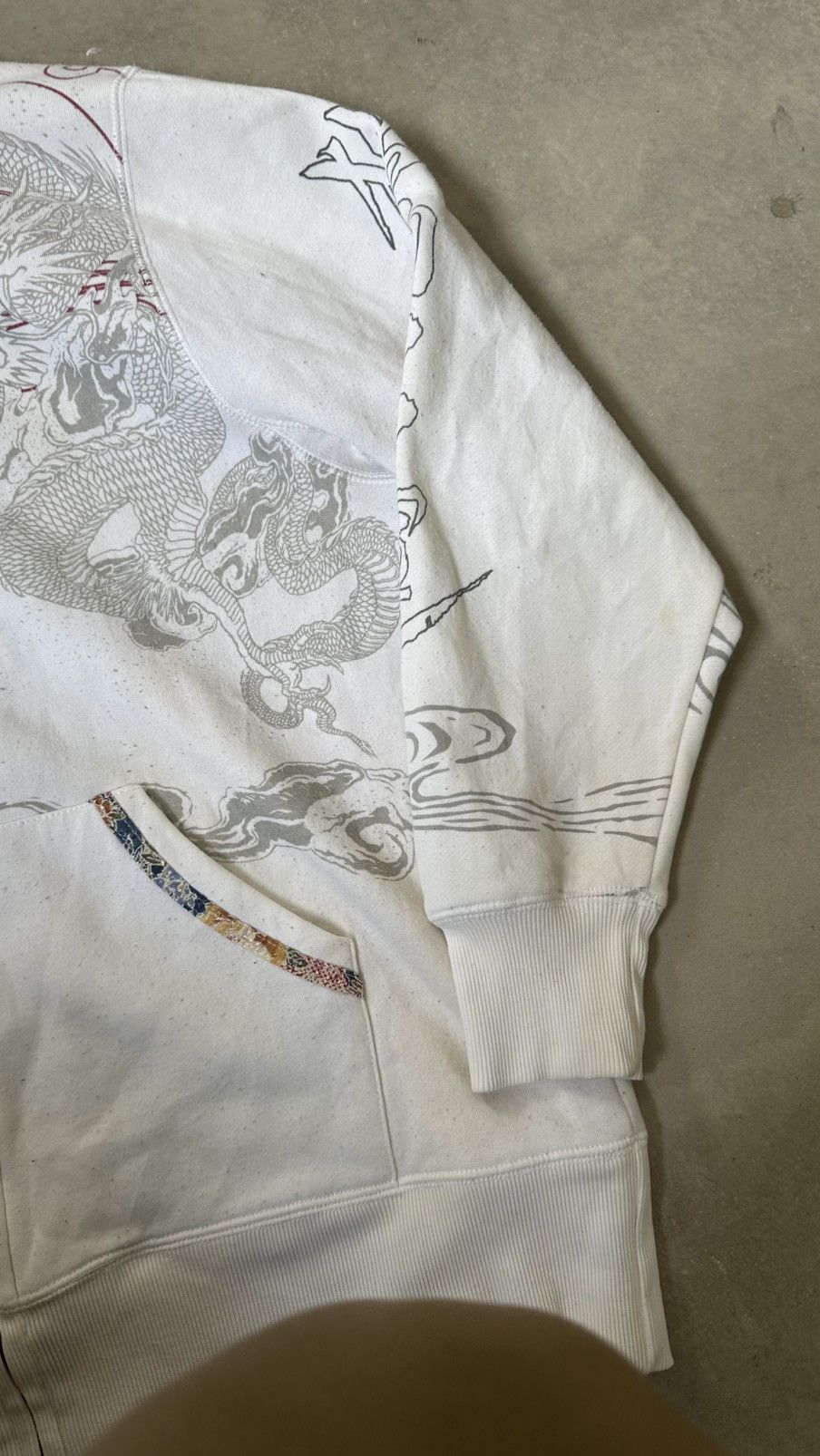 Japanese Brand VINTAGE DOG TOWN BLACK DRAGON HOODIE Size US XL / EU 56 / 4 - 5 Thumbnail