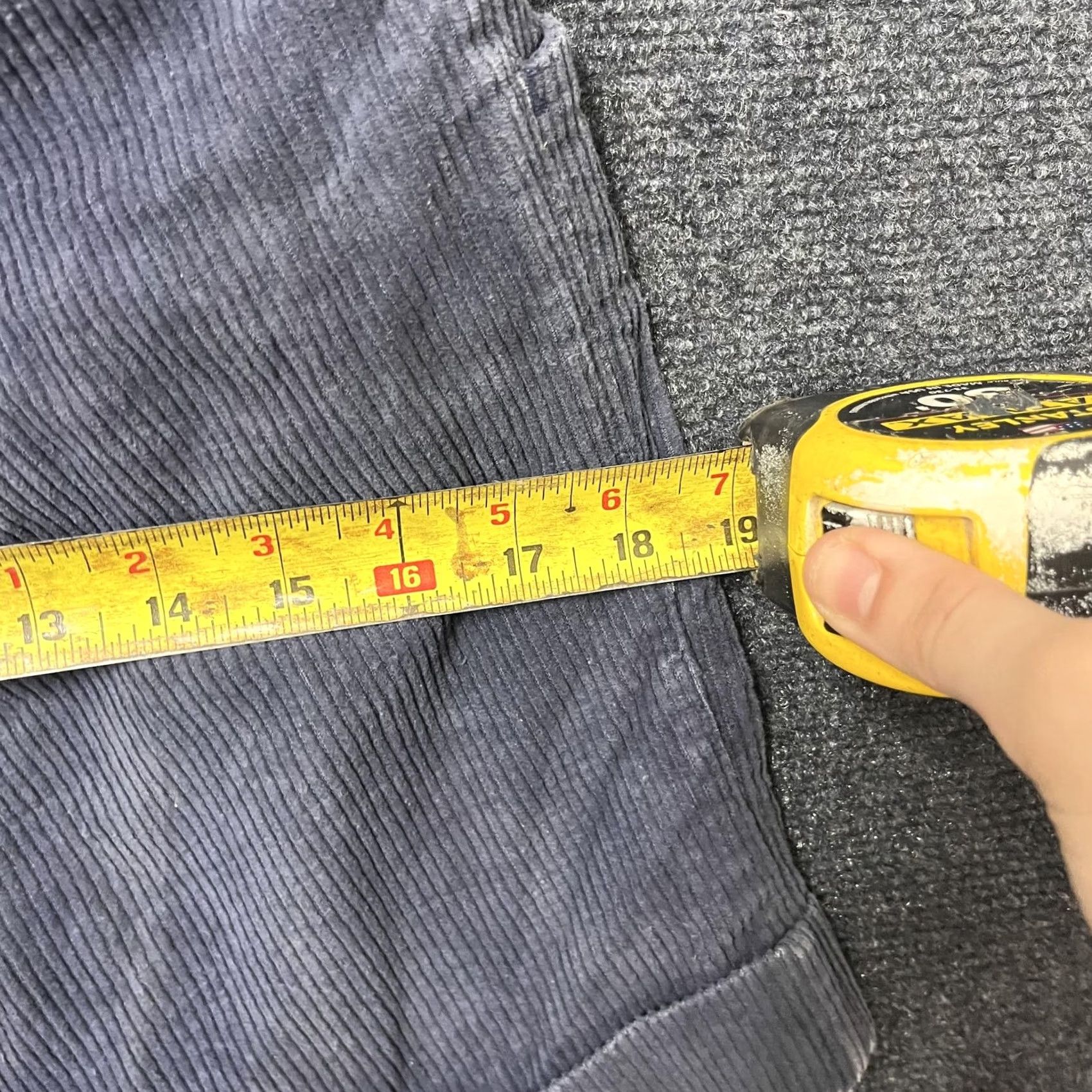 Vintage RIO Bermuda Shorts Womens Small Blue Corduroy Pleated Cuffed Relaxed Casual Size 28" / US 6 / IT 42 - 6 Thumbnail