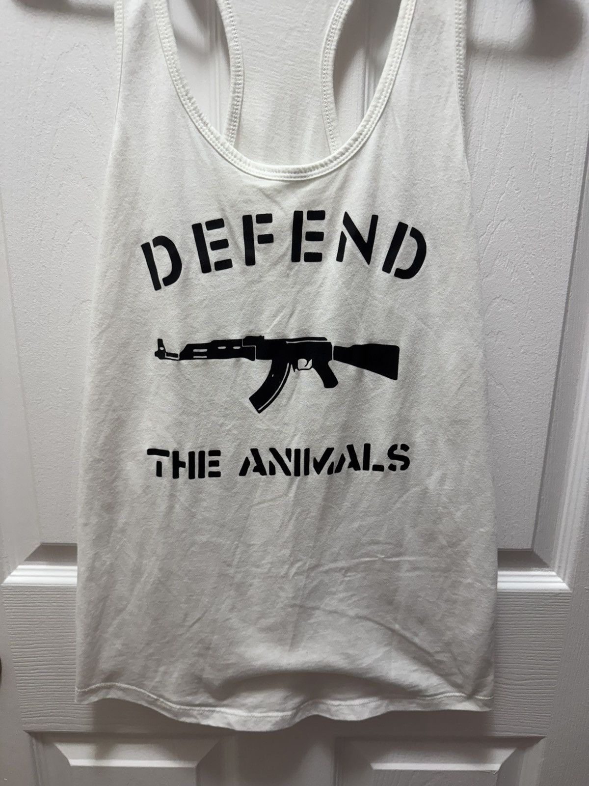 Vintage Vintage Gun AK47 Defend the Animals PETA Tank Top White Size US L / EU 52-54 / 3 - 2 Thumbnail
