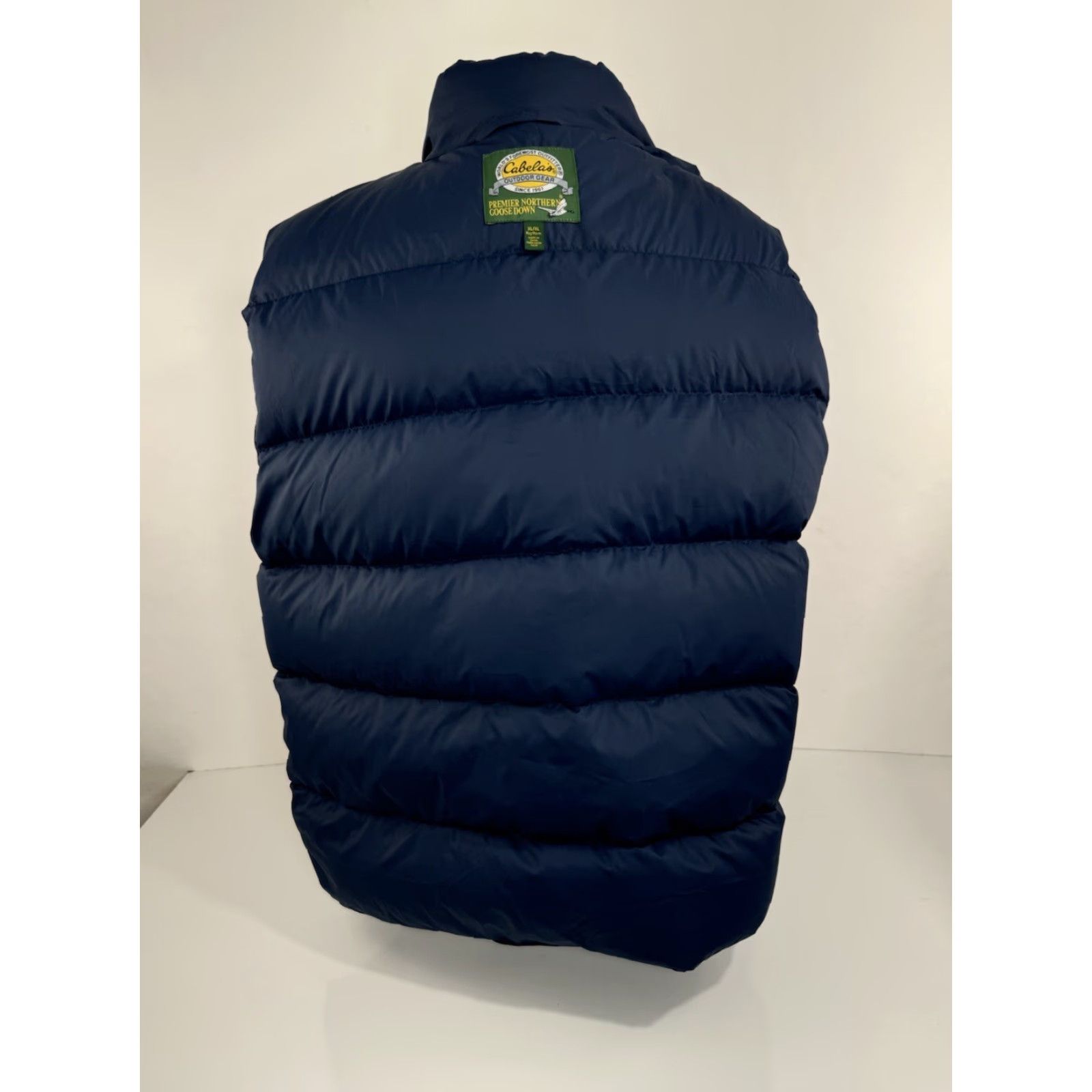 Vintage CABELA'S PREMIER NORTHERN GOOSE DOWN Mens XL Hunting Puffer Vest EXCELLENT Blue XS? XX? Size US XL / EU 56 / 4 - 4 Thumbnail