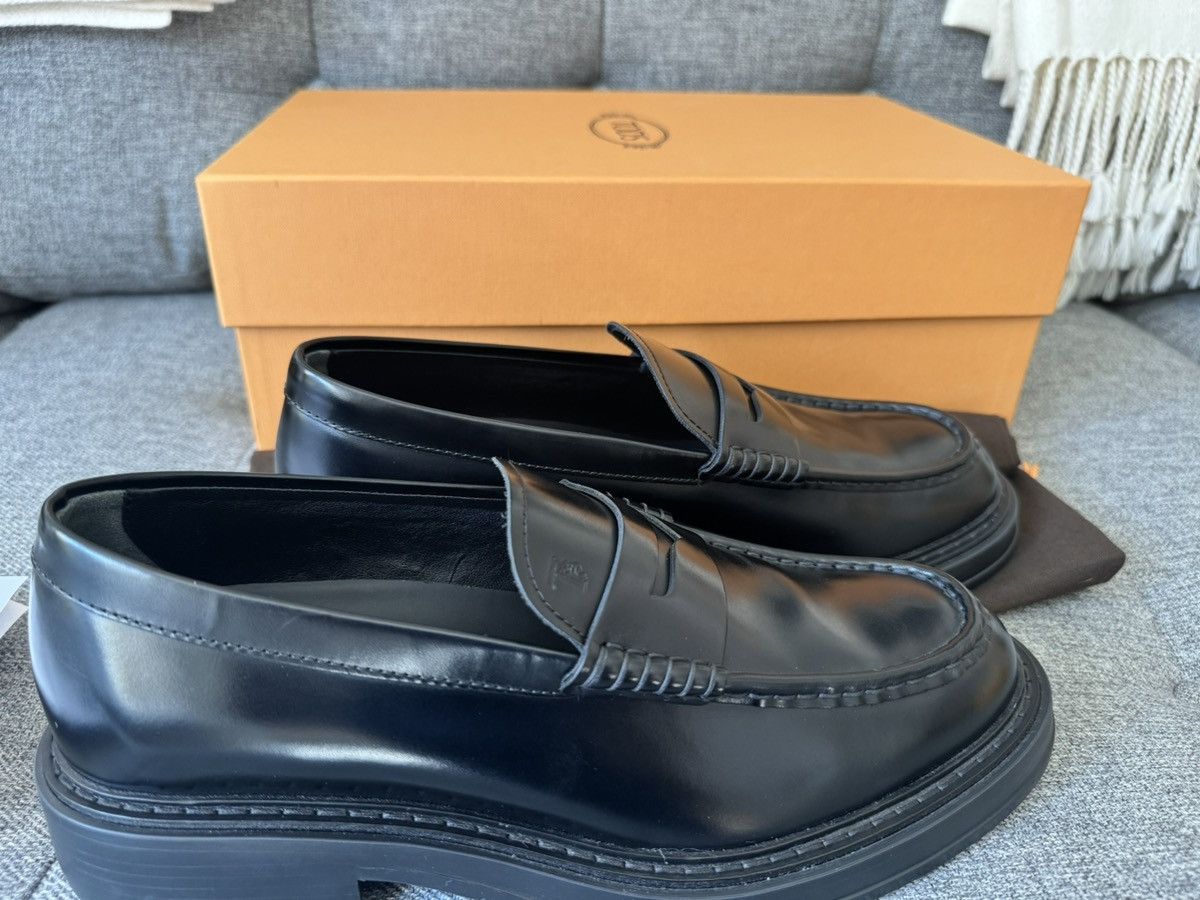 Tod's Tod’s Black Mocassino Loafers Size 7 Size US 7 / EU 40 - 6 Thumbnail