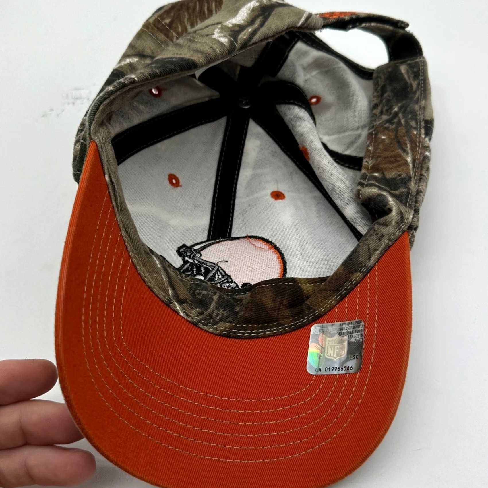 NFL Cleveland Browns Men Golf Hats OS Olive Realtree Camo Strap NFL Team Apparel NEW Size ONE SIZE - 2 Thumbnail