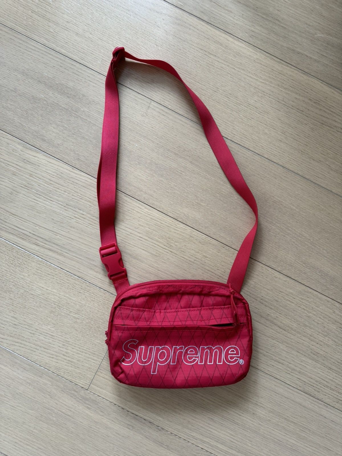 Supreme FW 18 shoulder bag Supreme