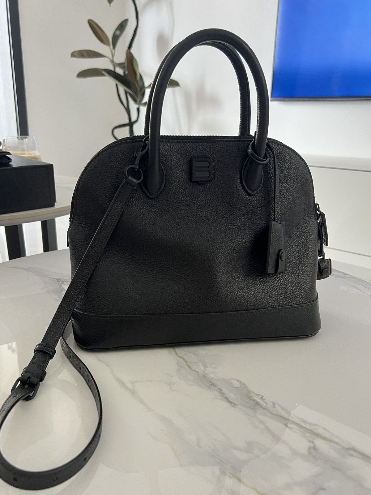 Balenciaga Balenciaga LED projector black bag Size ONE SIZE - 4 Thumbnail