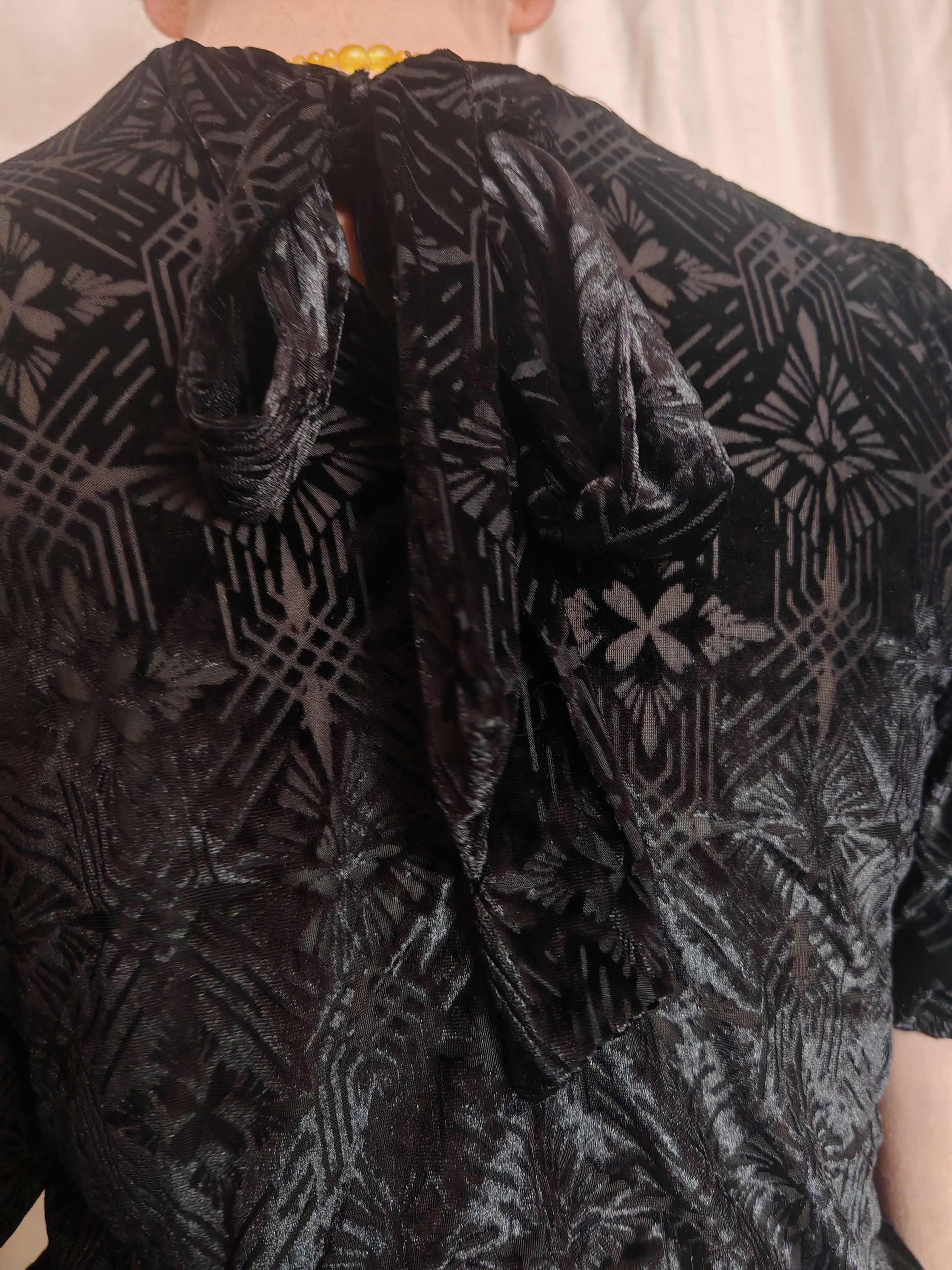Cotton Club × Designer × Vintage Rare Vintage Cotton Club Embossed Velvet Top sz S Y2K Size S / US 4 / IT 40 - 4 Thumbnail
