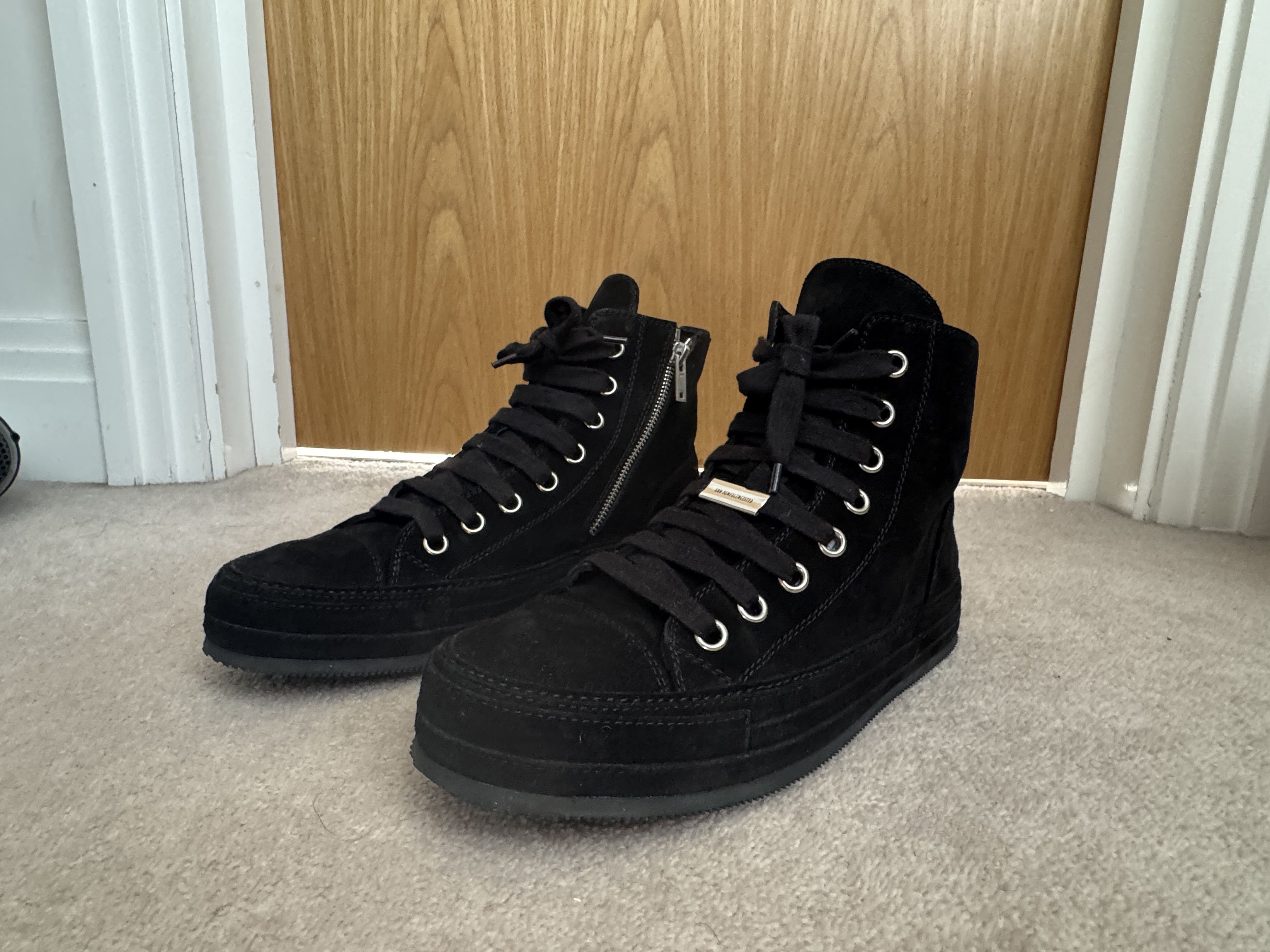 【箱付き美品】ANN DEMEULEMEESTER Raven Sneakers Ann Demeulemeester Raven Sneakers White | REVERSIBLE