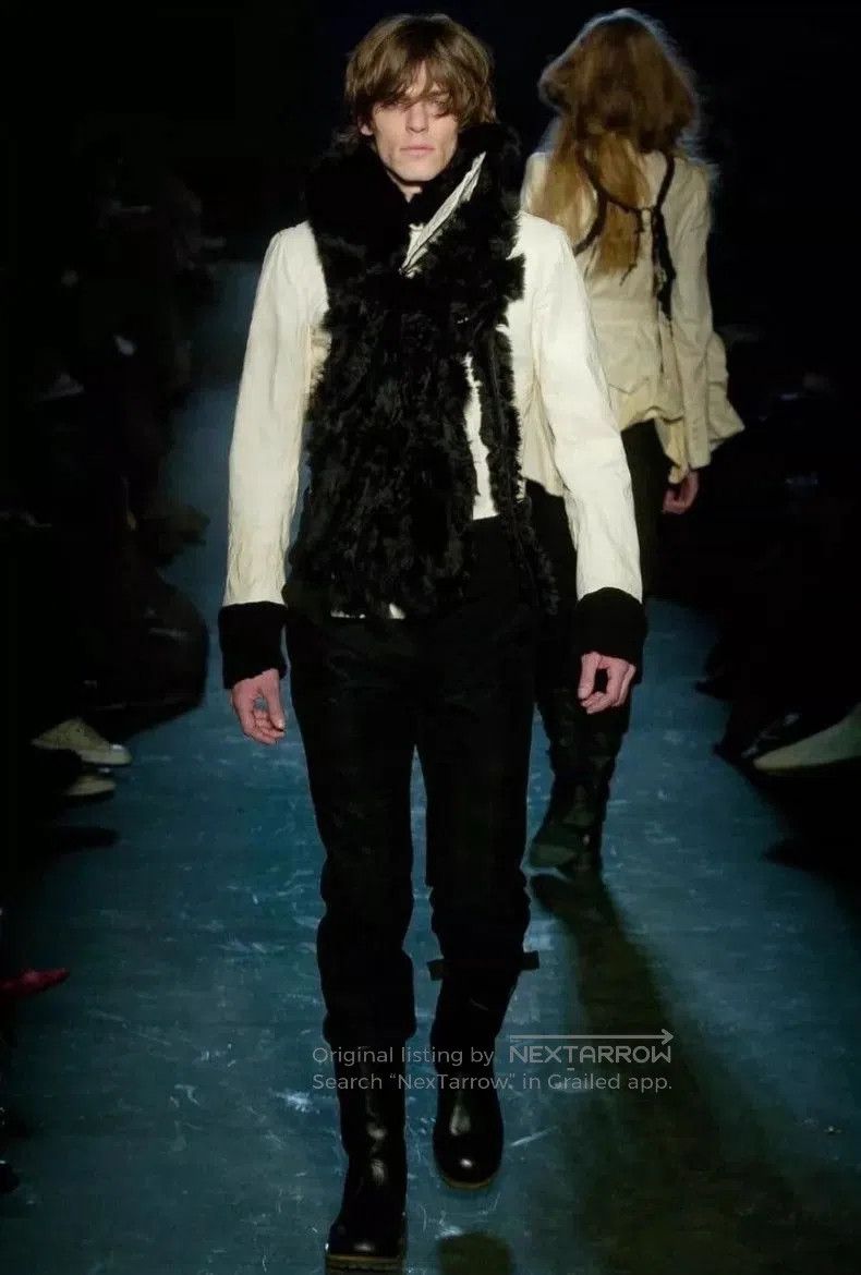 Ann Demeulemeester Black Fur Vest with Unique Design. Size US M / EU 48-50 / 2 - 2 Thumbnail