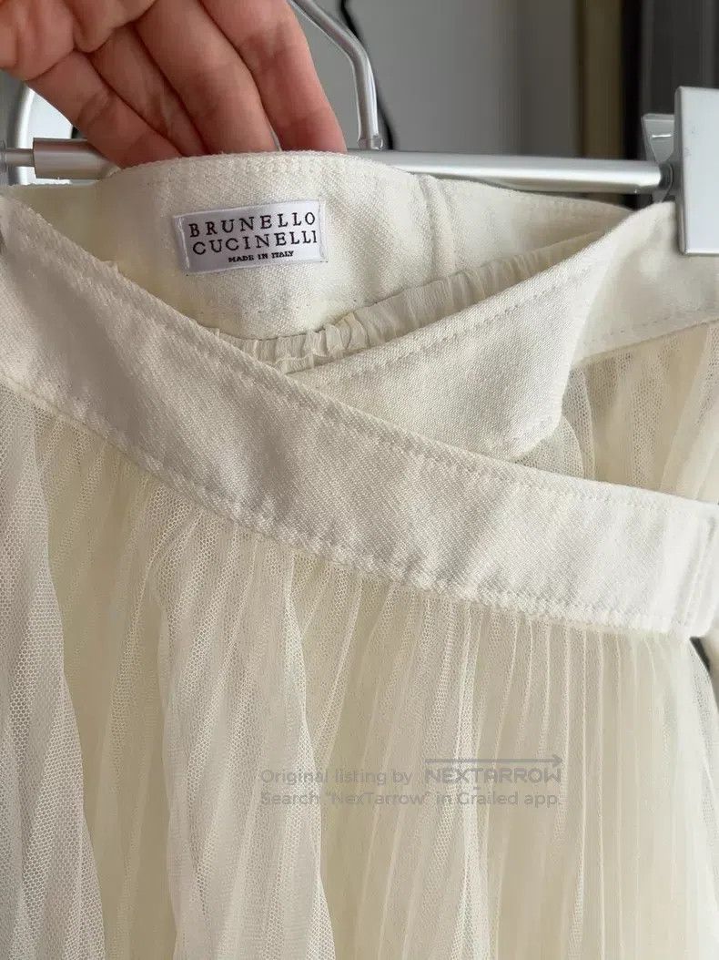 Brunello Cucinelli Brunello Cucinelli Beige sheer skirt, double-layered, adju Size 24" / US 00 / IT 34 - 2 Thumbnail