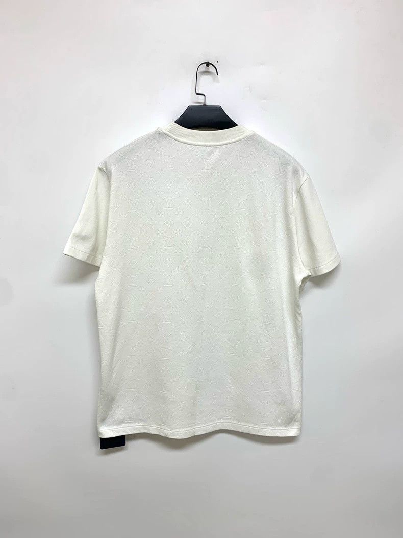 Louis Vuitton Louis Vuitton 24 New White Short Sleeve Size US L / EU 52-54 / 3 - 8 Thumbnail