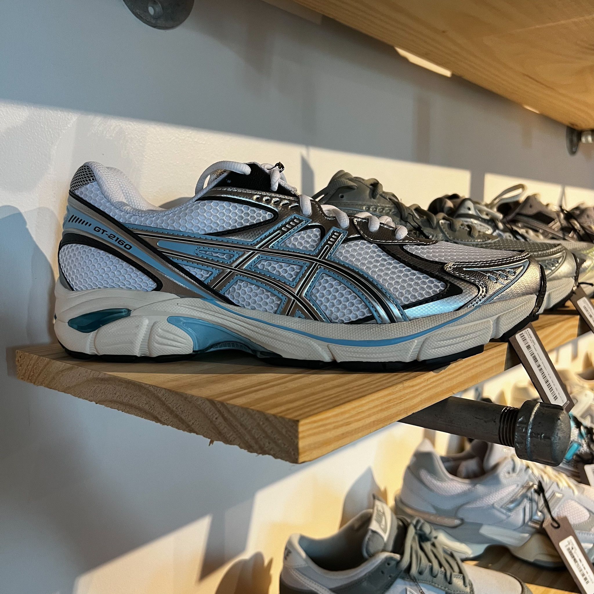 image of Size 10 • Asics Gt 2160 Light Blue Shoes, Men's
