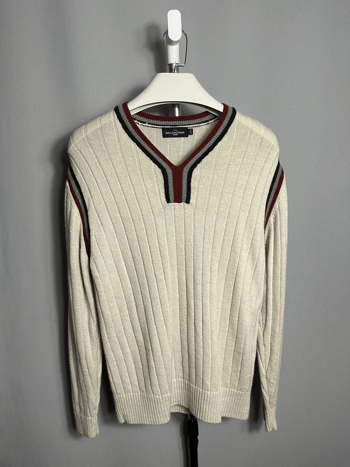 Balenciaga Balenciaga vintage 90s mens wool sweater beige v-neck knit Size US L / EU 52-54 / 3 - 1 Thumbnail