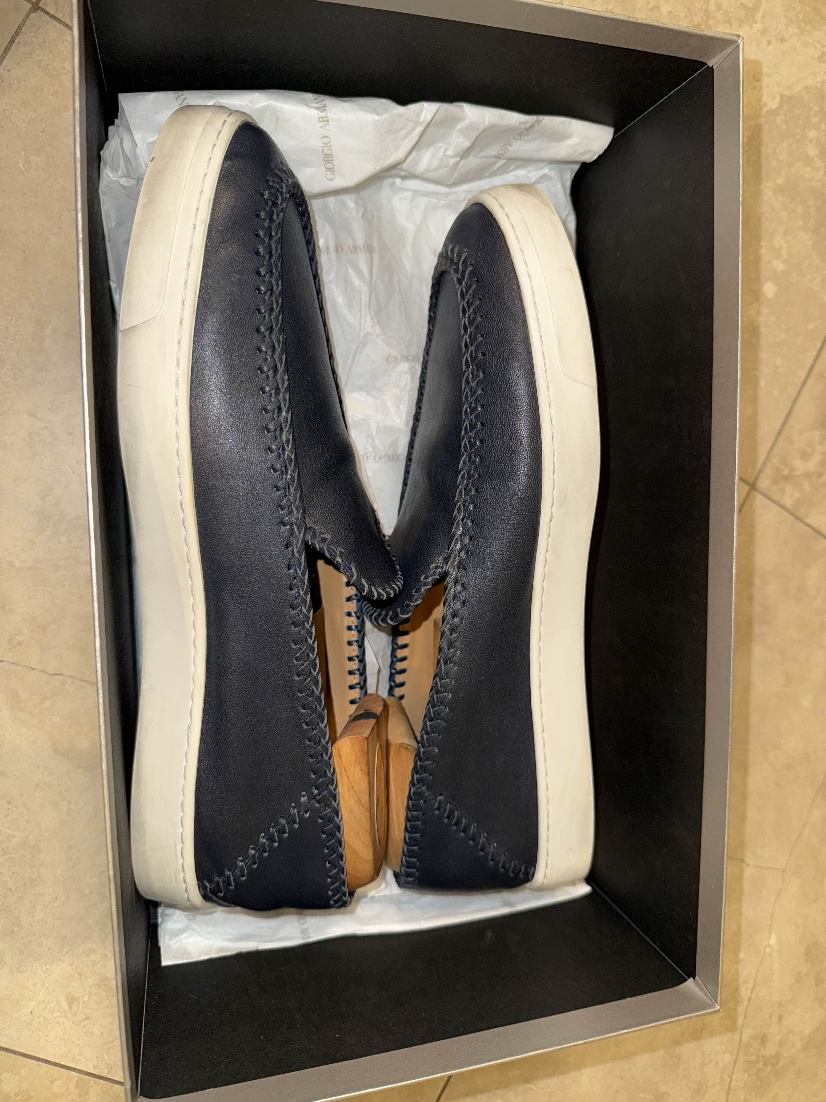 Giorgio Armani Giorgio Armani Slip-On Sneakers Size US 10 / EU 43 - 3 Thumbnail