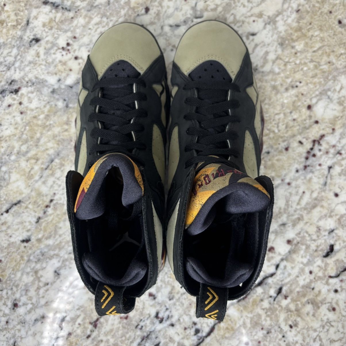 Jordan Brand Size 8.5 -Jordan 7 Black Olive Lightly Worn Ship Fast! Size US 8.5 / EU 41-42 - 5 Thumbnail