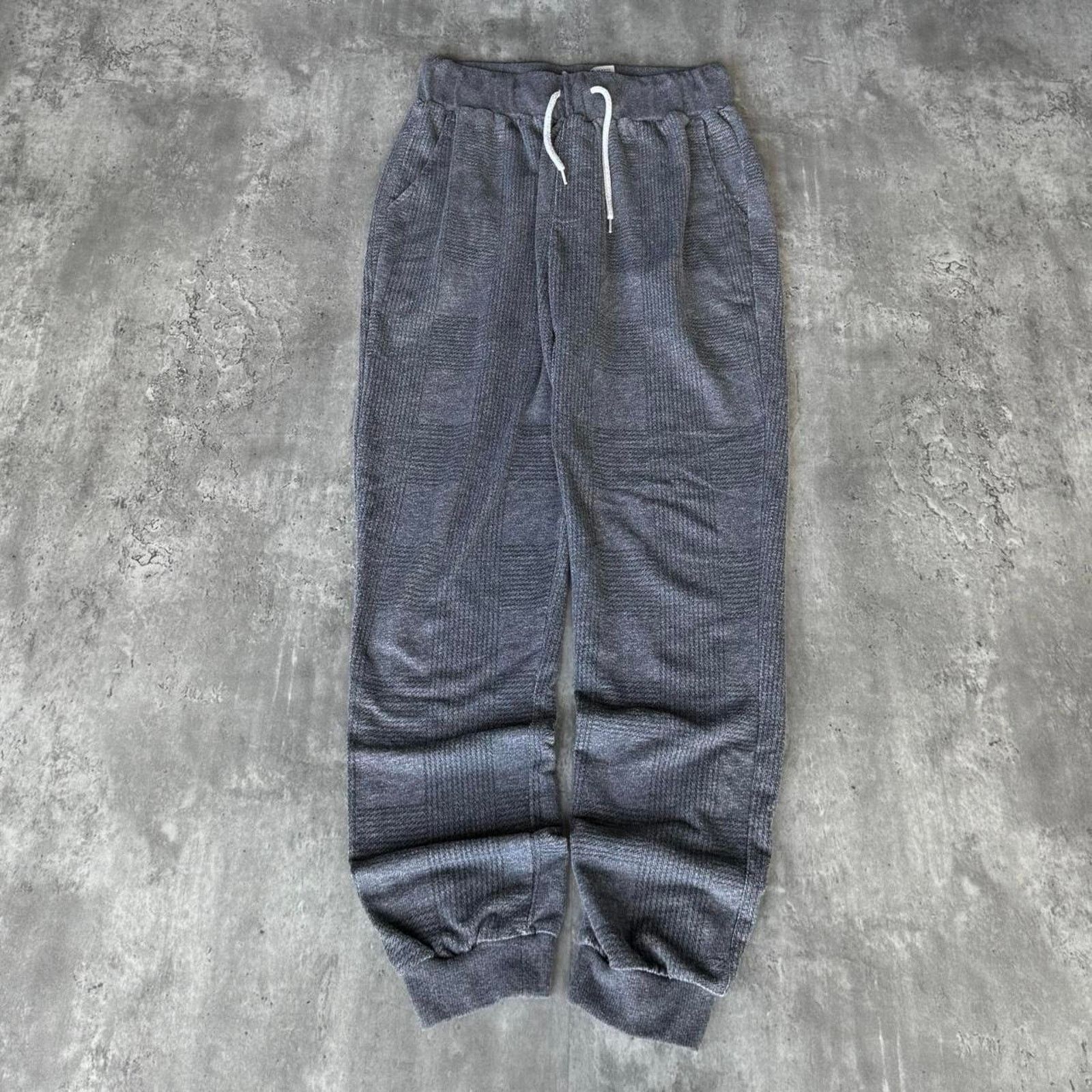 Japanese Brand × Kenneth Cole × Vintage Vintage Y2K Kenneth Cole Baggy Grey Technical Sweatpants Size US 29 - 1 Thumbnail