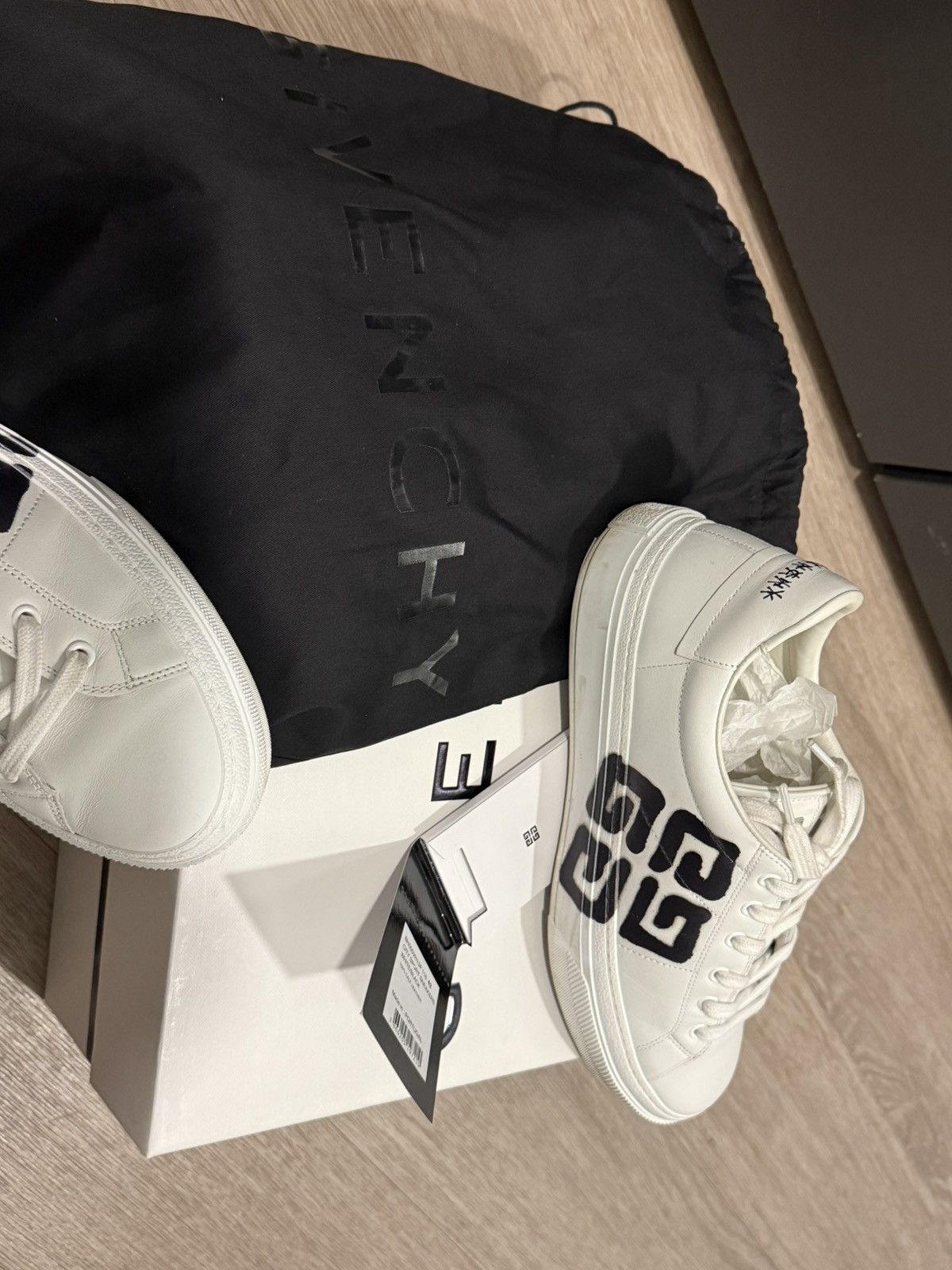 Givenchy Givenchy City court Size US 9 / EU 42 - 2 Thumbnail
