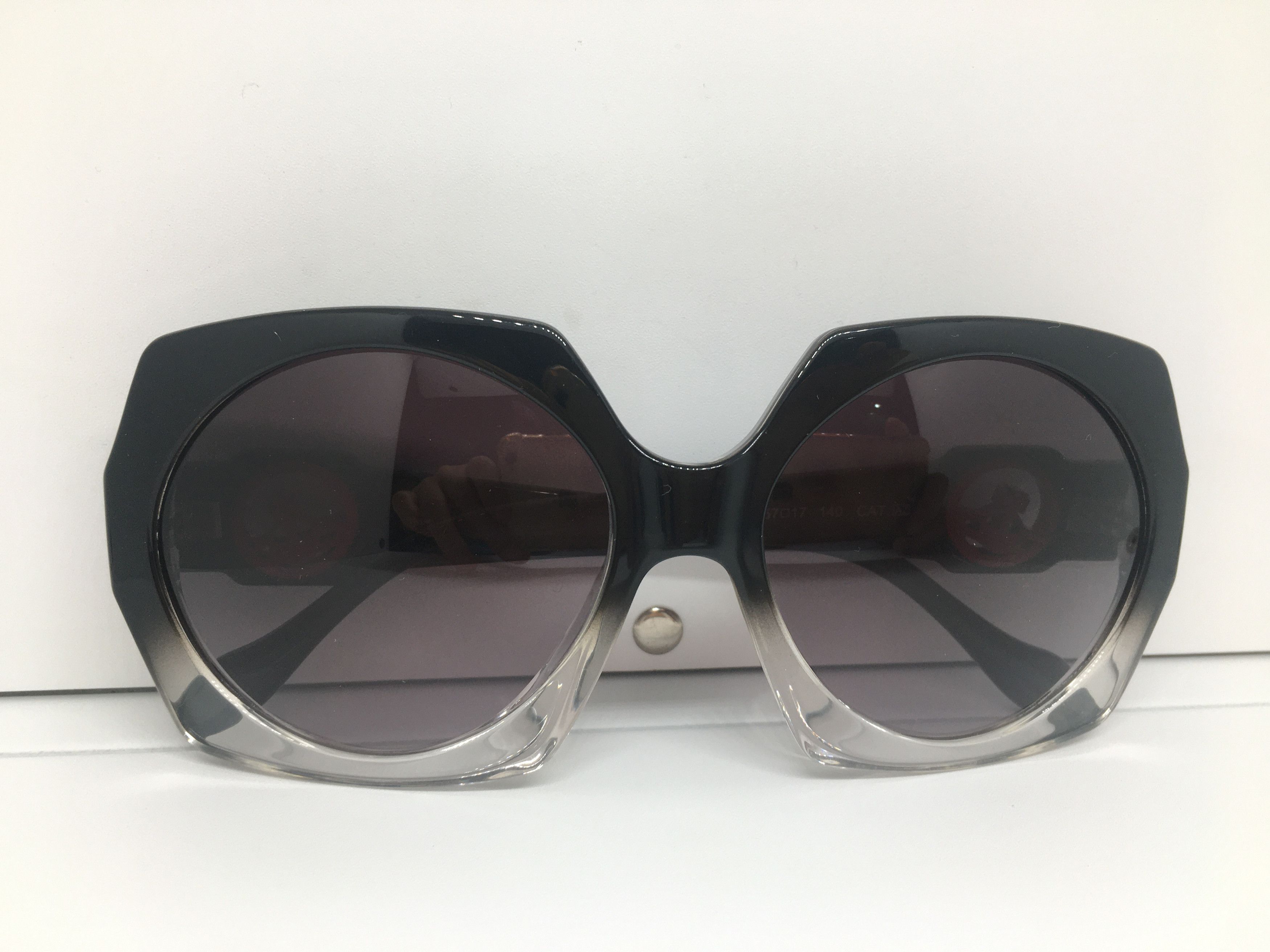 Vivienne Westwood Vivienne Westwood VW77702 Woman Sunglasses Frame Size ONE SIZE - 8 Thumbnail