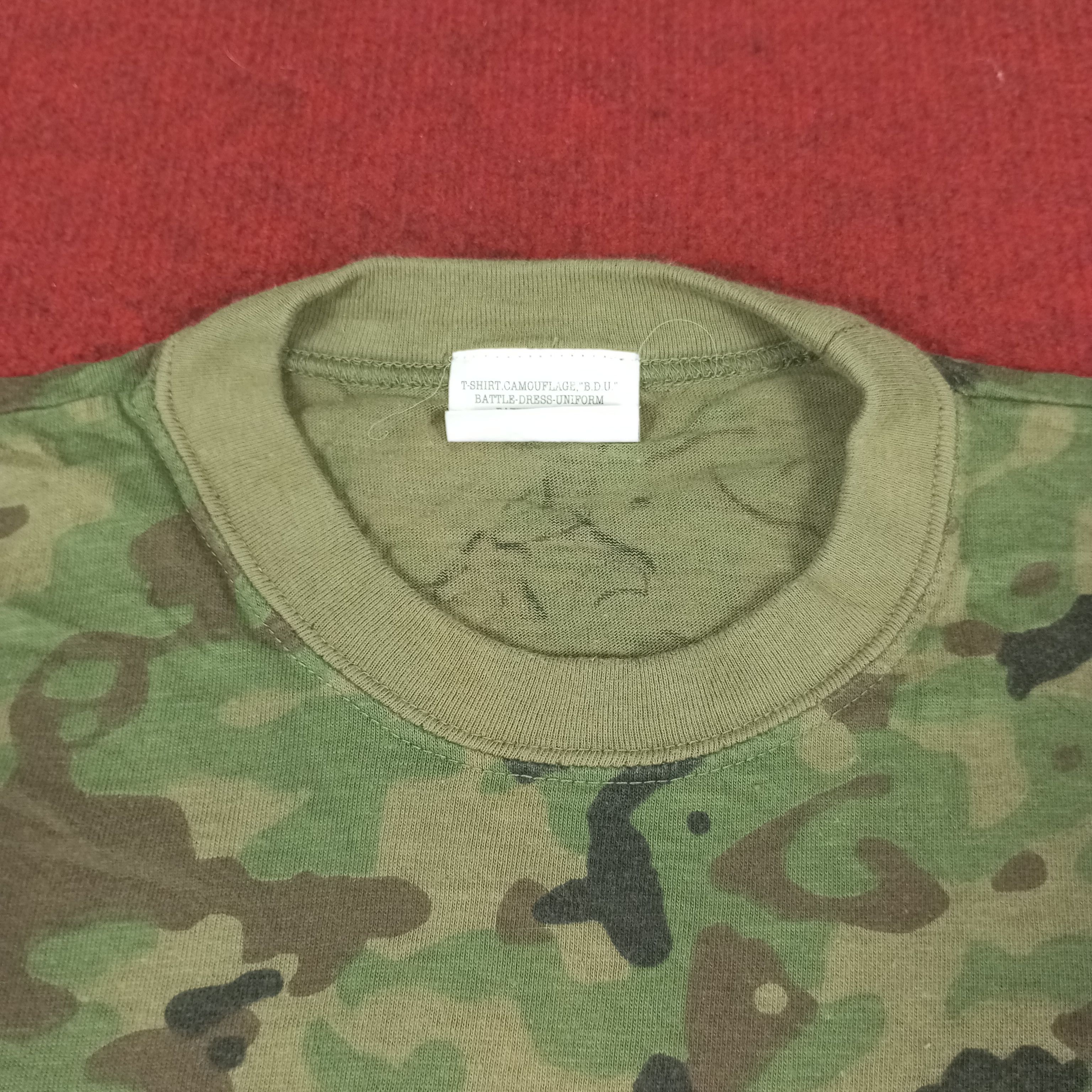Vintage Camo Design Tshirt Army Military Style Size US M / EU 48-50 / 2 - 2 Thumbnail