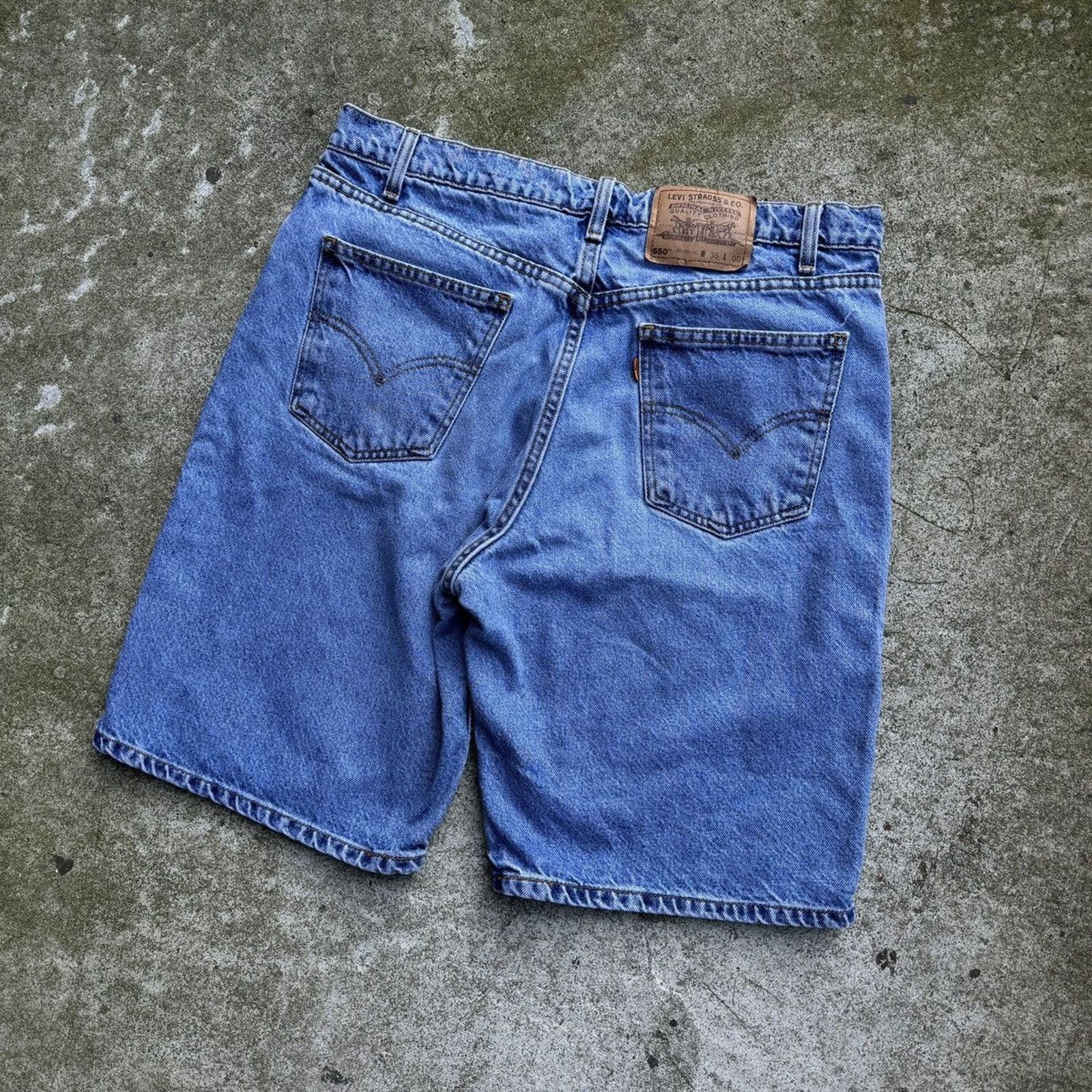 Levi's VINTAGE 90s LEVI'S 550 ORANGE TAB DENIM JEAN SHORTS JORTS Size US 34 / EU 50 - 4 Thumbnail