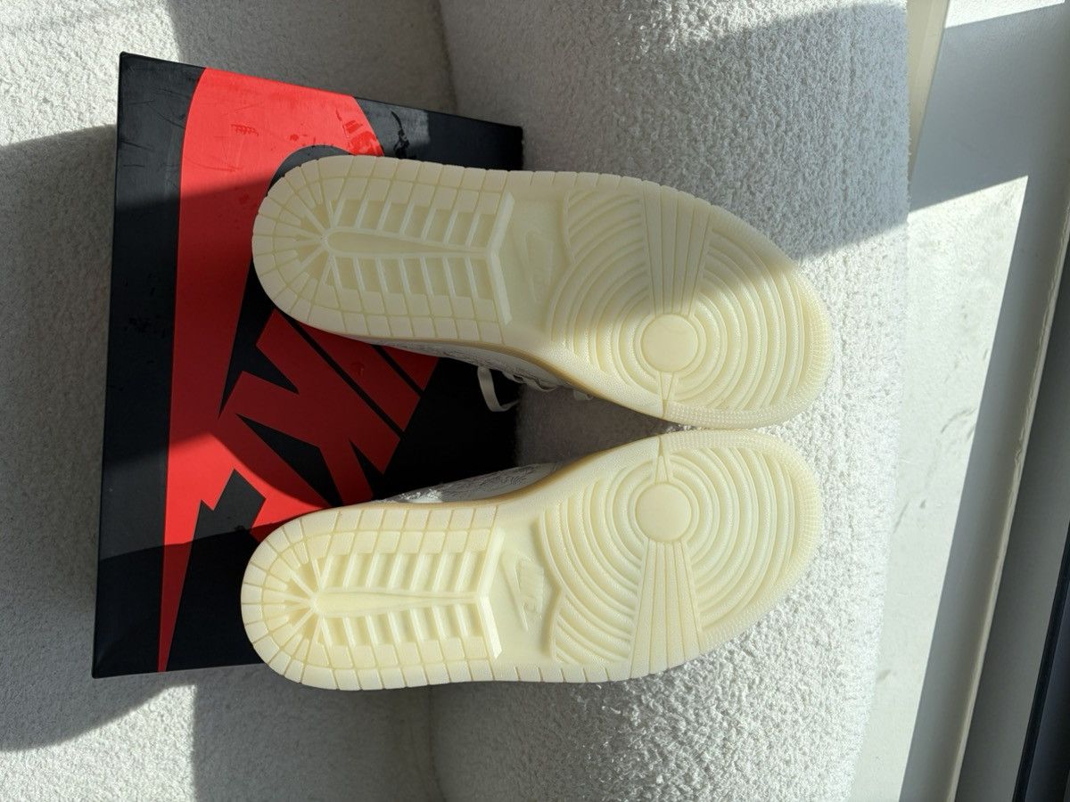 Nike Aur Jordan 1 Retro Low OG Coconut Milk Size US 9 / EU 42 - 6 Thumbnail