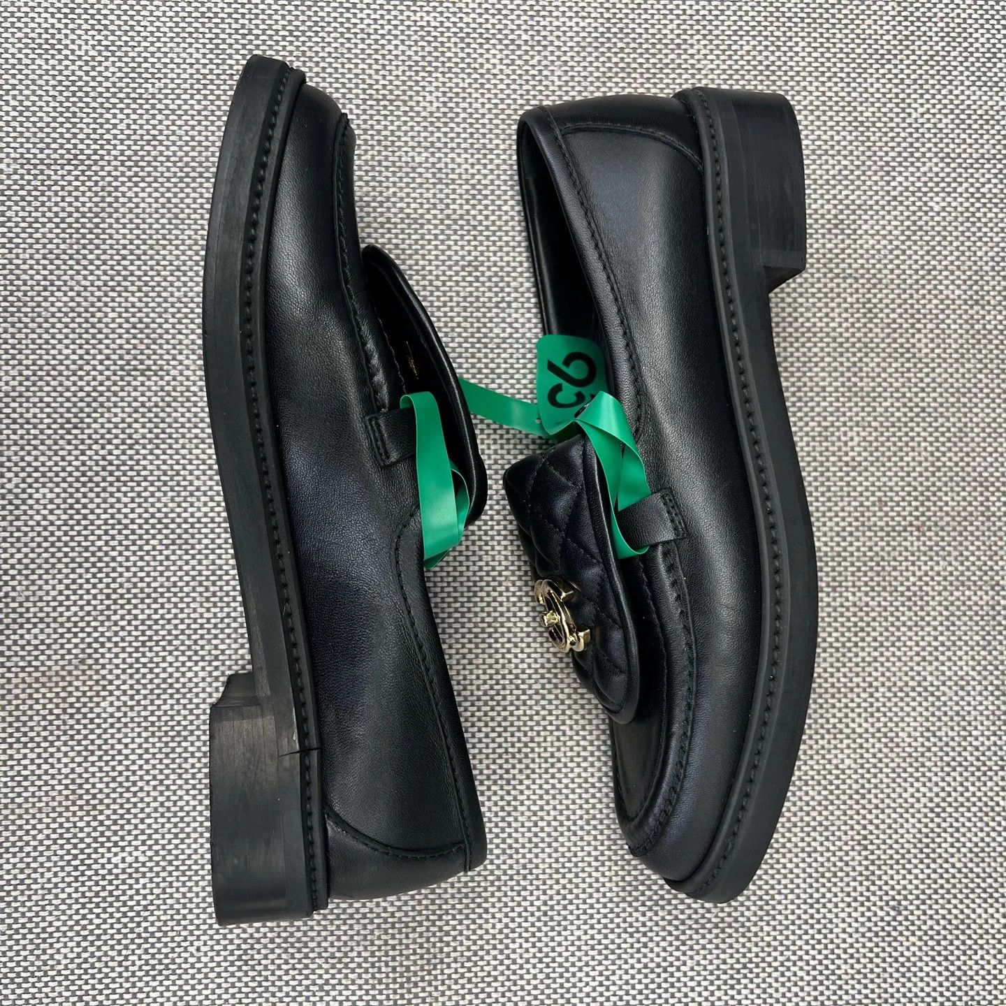 Chanel Chanel Flap Lambskin Loafers 38 Near New Size US 7 / IT 37 - 3 Thumbnail