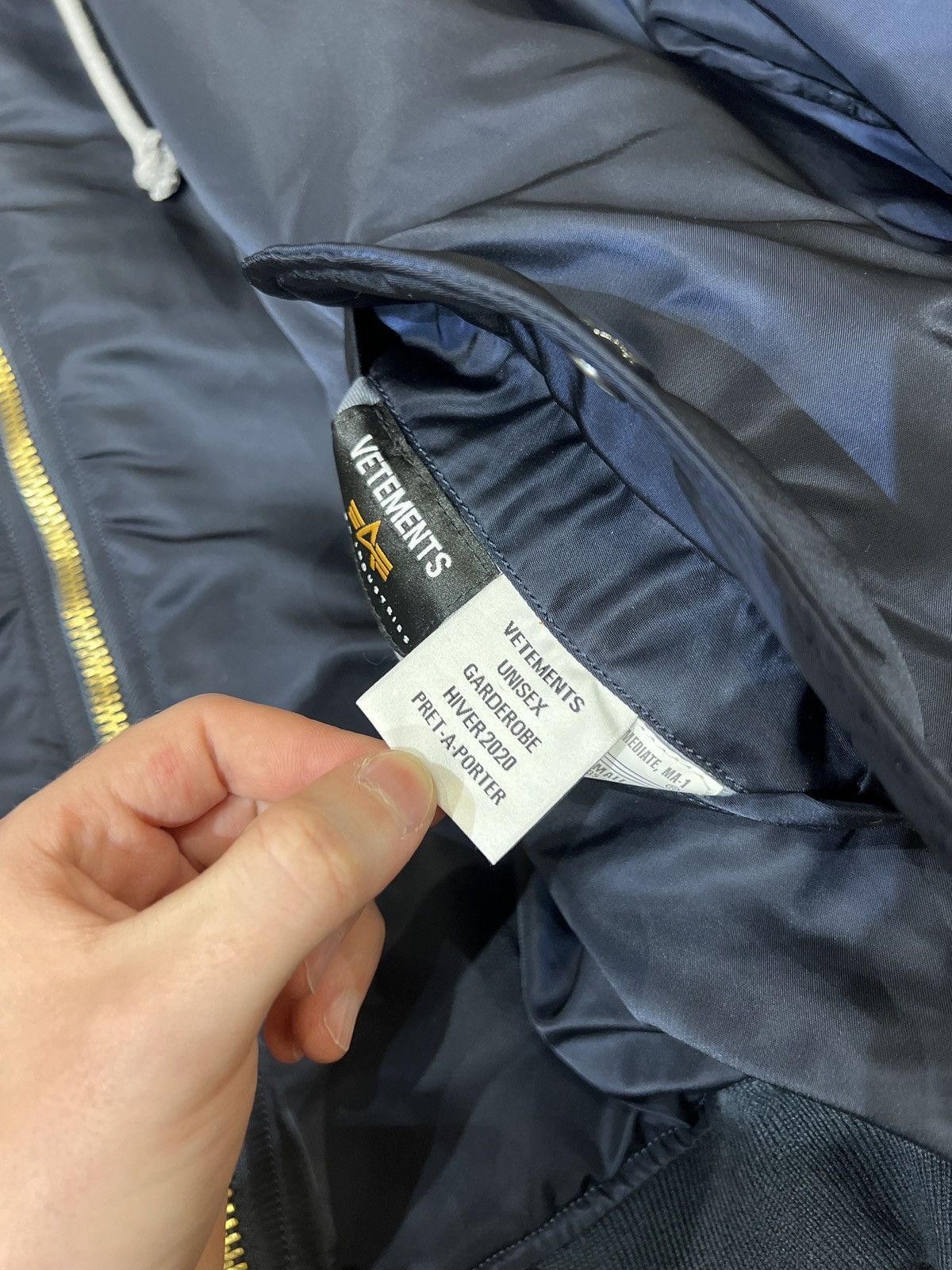 Vetements Vetements X Alpha Industries Bomber university edition Size US S / EU 44-46 / 1 - 18 Thumbnail
