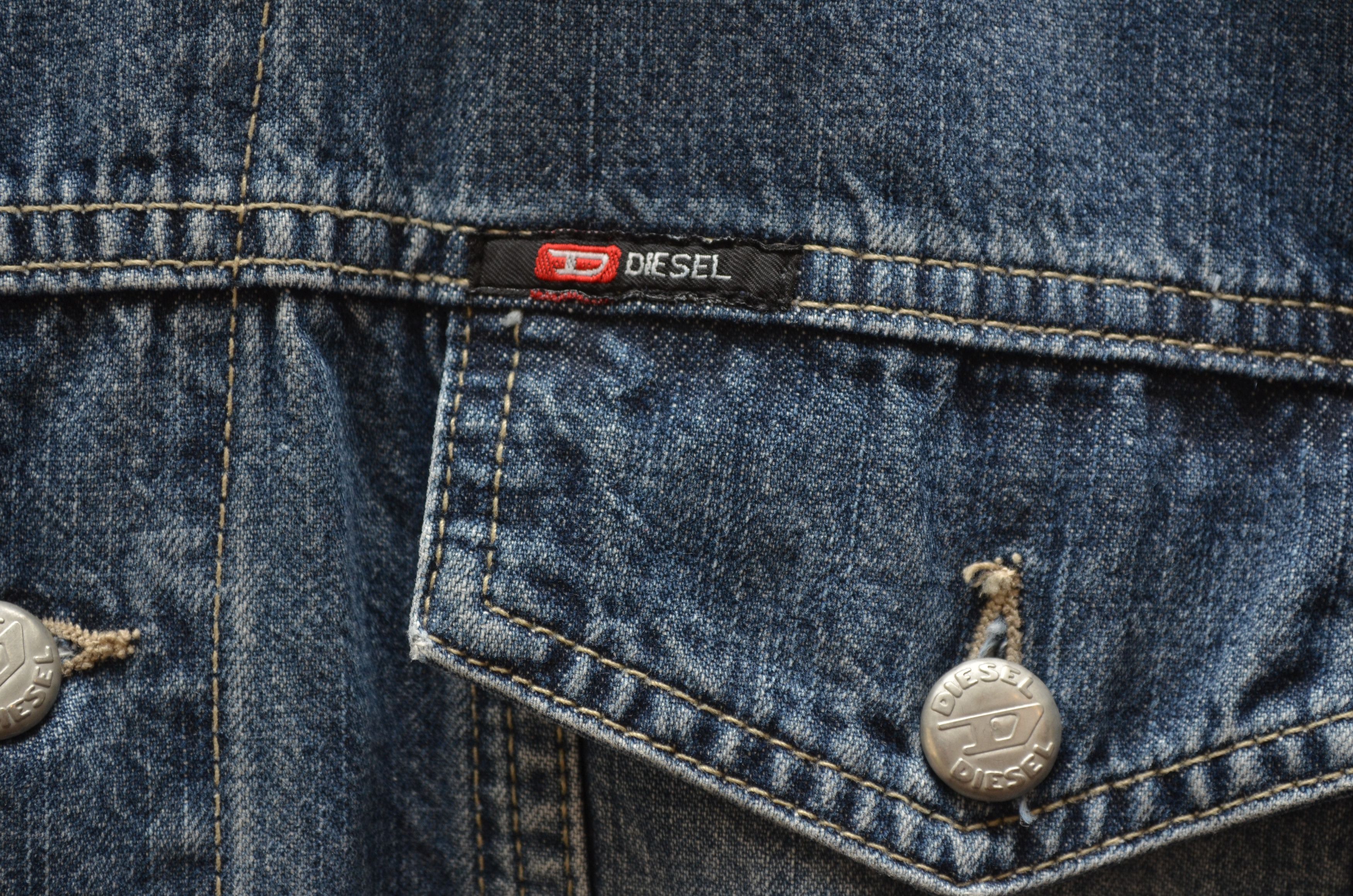 Diesel × Vintage Diesel Denim Blue Vintage Jacket Size L RARE 90s y2k Size US L / EU 52-54 / 3 - 7 Thumbnail