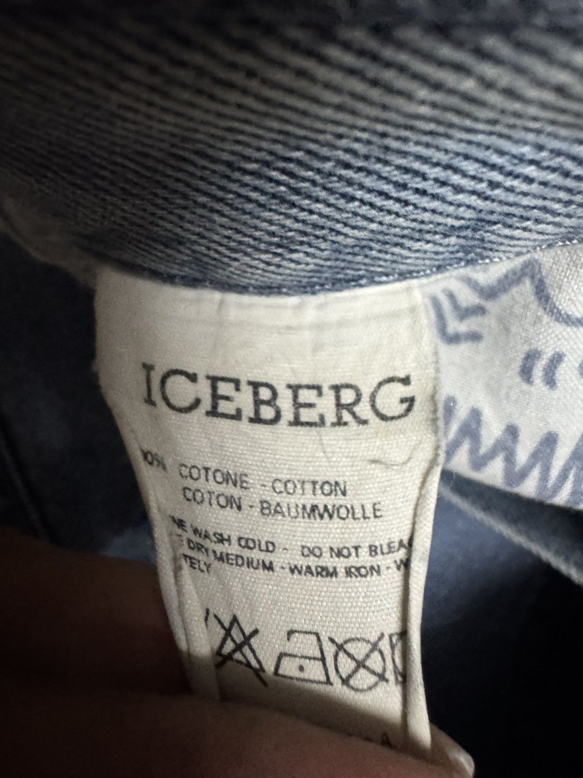Iceberg 💥BAGGY💥90s WIDE ICEBERG MADE ITALY GRUNGE WASHED JEANS Size US 29 - 13 Thumbnail
