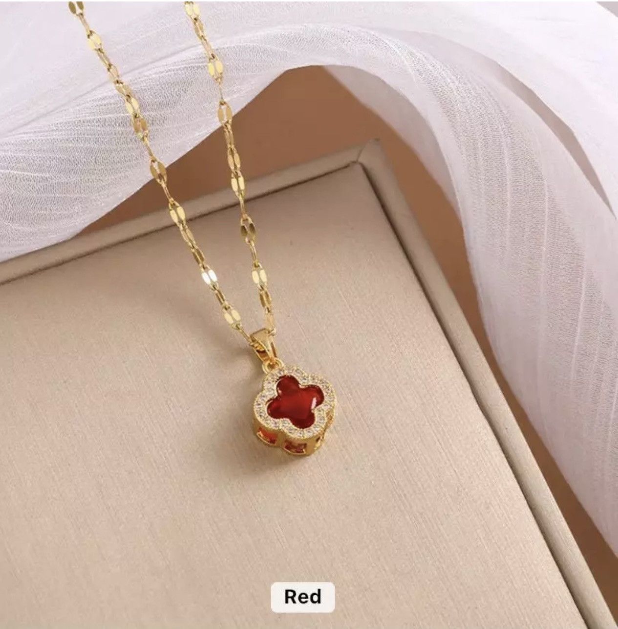 Other Stainless Steel Necklace Leaf Clover Size ONE SIZE - 1 Preview