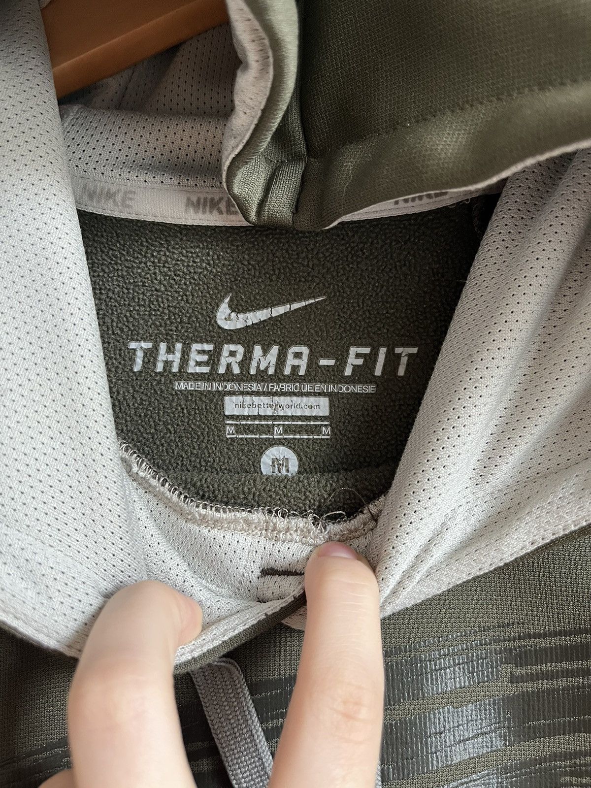 Nike × Vintage Vintage Y2K Nike Therma-Fit Hoodie Size US M / EU 48-50 / 2 - 3 Thumbnail