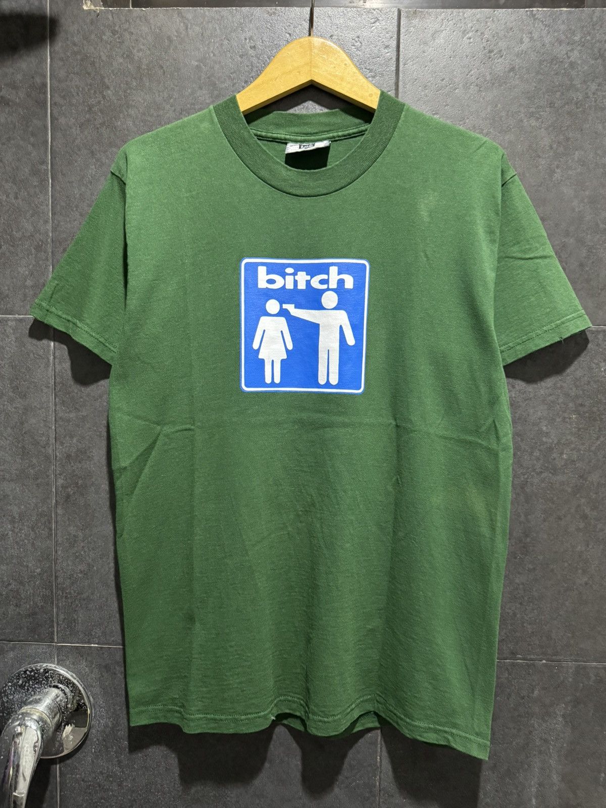 Other Vintage 90s Bitch Skateboard OG logo Tshirt Size US M / EU 48-50 / 2 - 1 Thumbnail