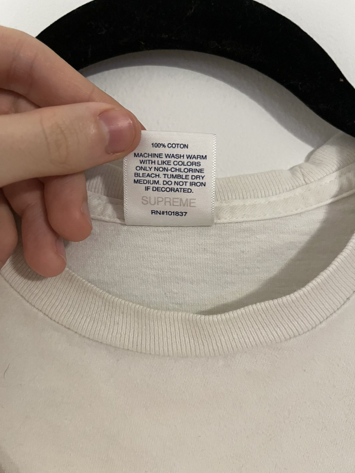 Supreme Supreme Bear Tee White Size US L / EU 52-54 / 3 - 4 Thumbnail