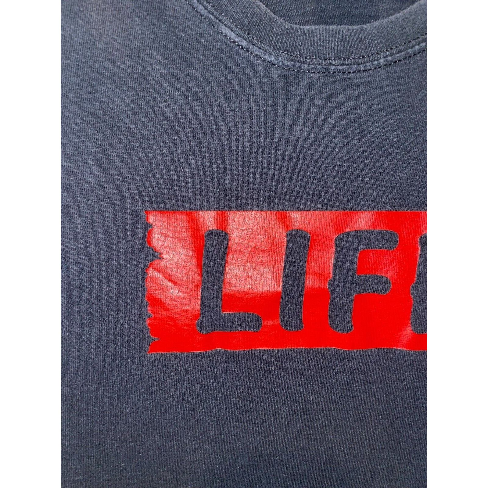 Gildan Vintage Life Shirt Gildan Live Black Red Tee 2000s XL Size US XL / EU 56 / 4 - 3 Thumbnail