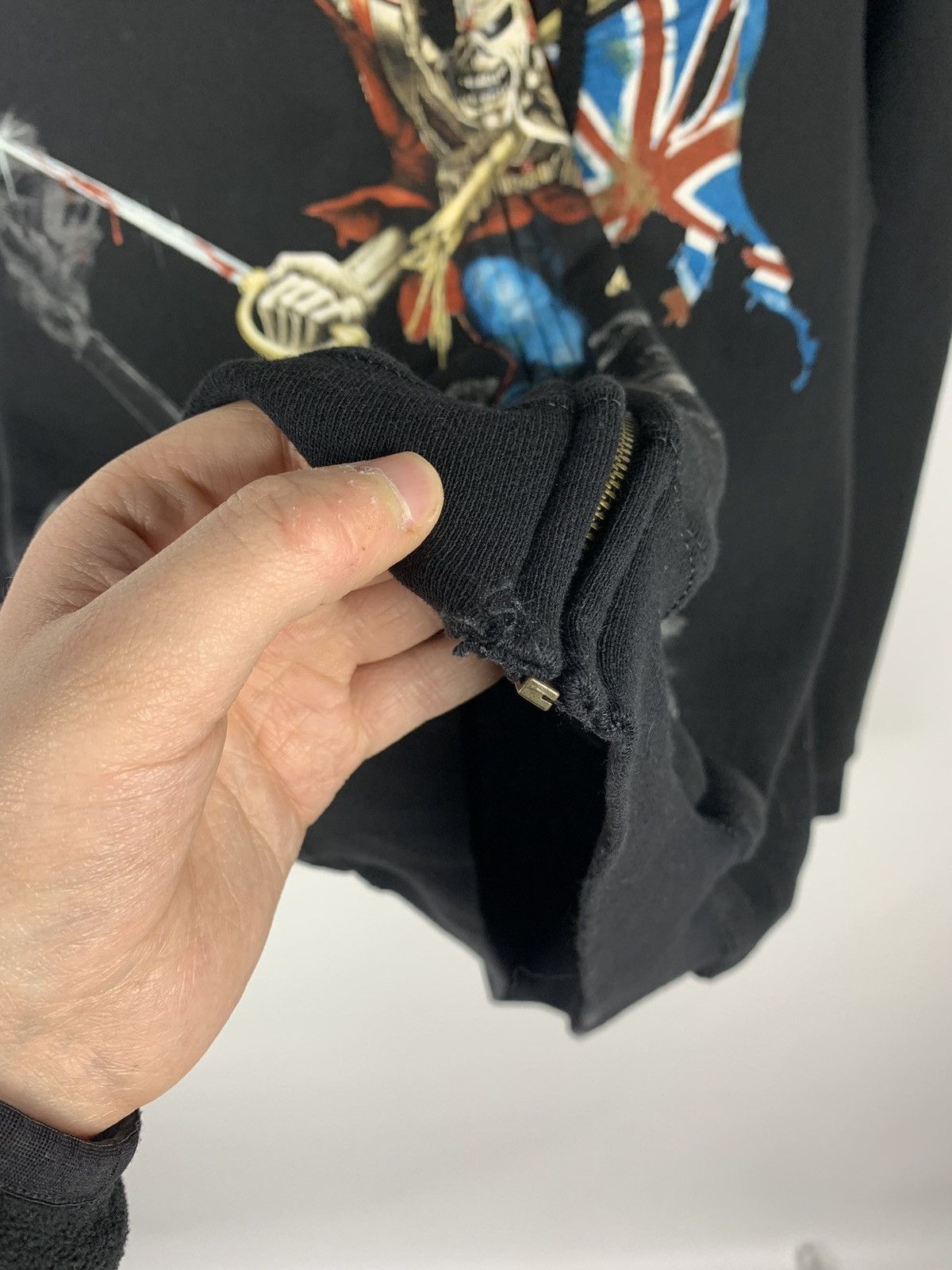 Band Tees Vintage Iron Maiden Rock Band Zip Up Hoodie Y2K Skulls Black Size US M / EU 48-50 / 2 - 14 Thumbnail