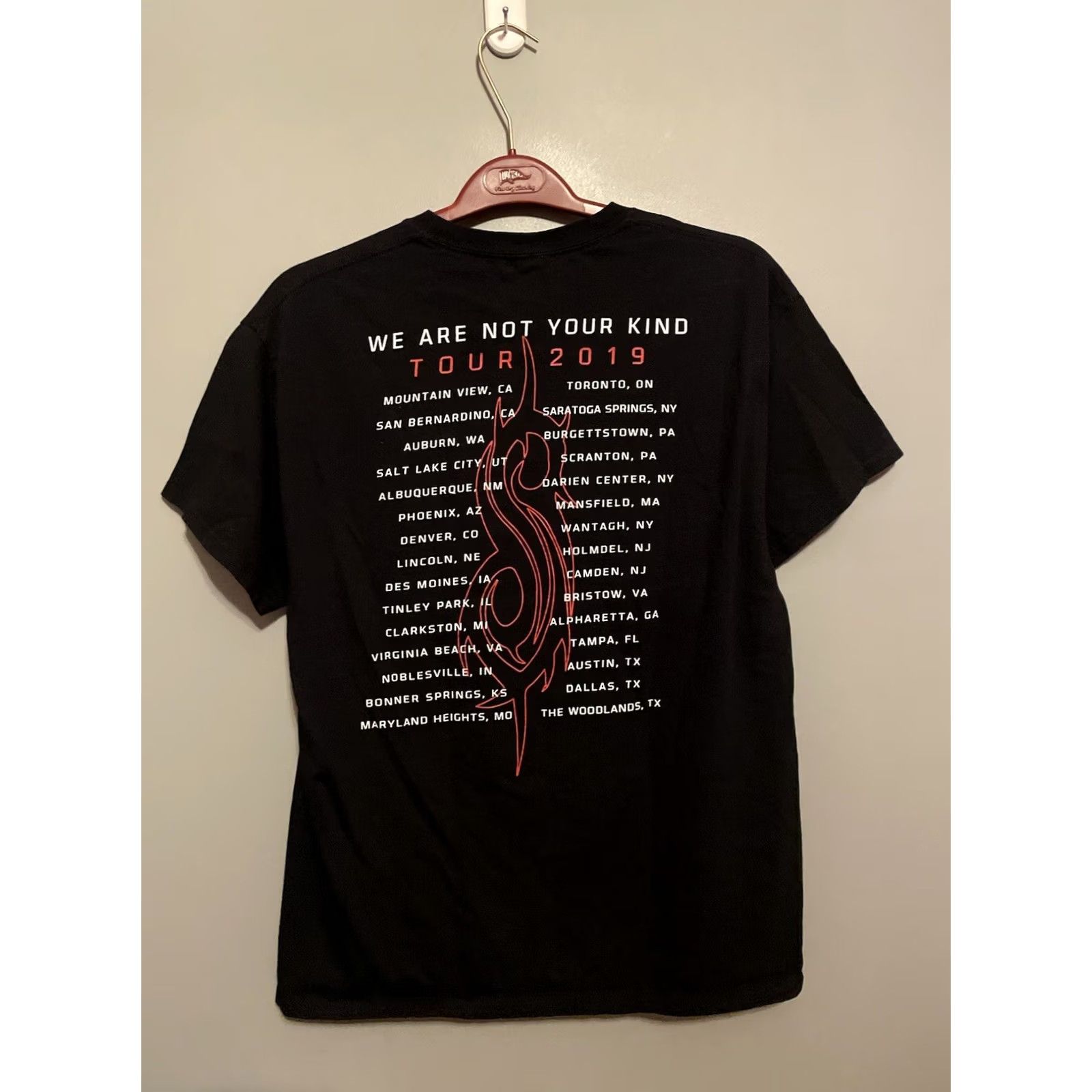 Gildan Slipknot We Are Not Your Kind 2019 Concert Shirt L Black T-Shirt Mens Graphic Print Cotton Short Sleeve Naughty Concert Merch C309 Size US L / EU 52-54 / 3 - 5 Thumbnail