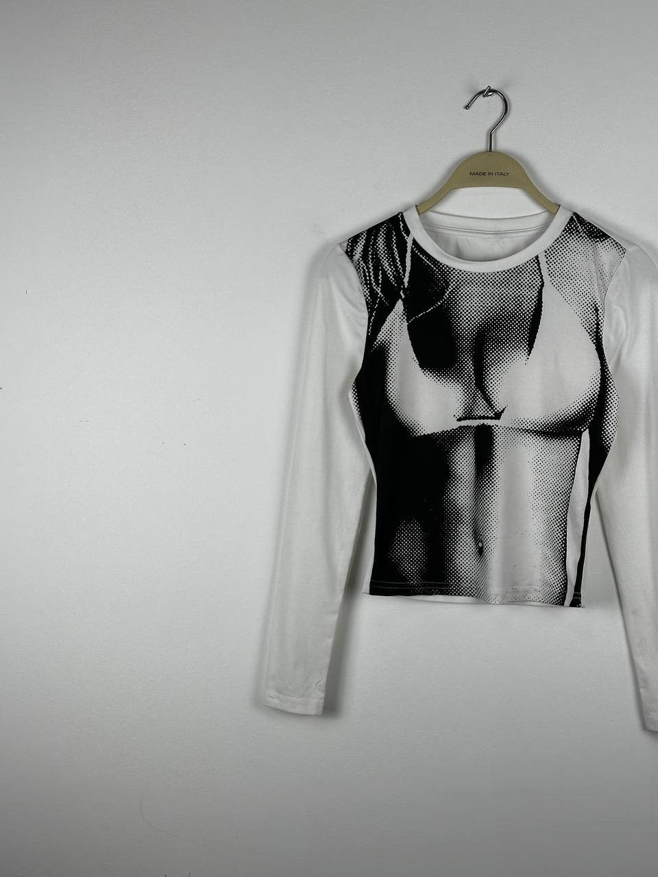 Designer × Japanese Brand Avant Garde Naked Woman AOP Sexy LS T Shirt Size S / US 4 / IT 40 - 2 Thumbnail