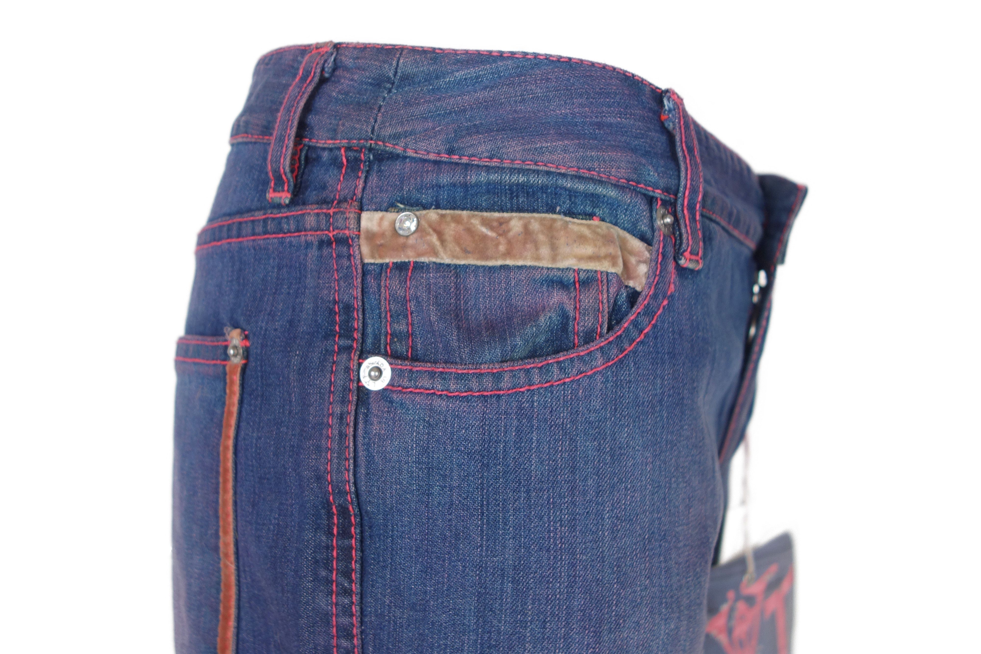 Voyage LT by Voyage Passion Jeans Print Logo Rhinestones Low Rise Size 27" / US 4 / IT 40 - 3 Thumbnail