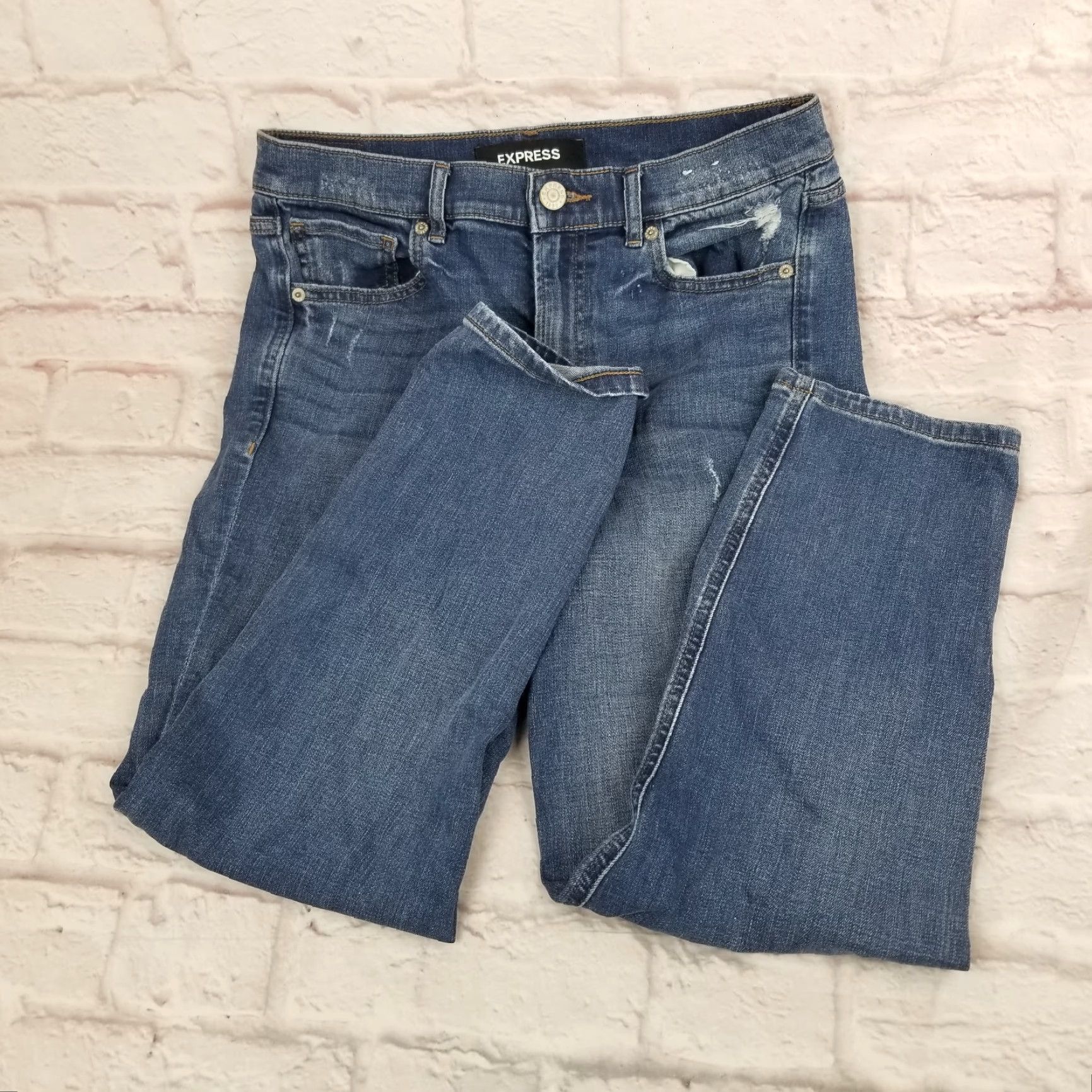 Express Express Jeans Main Point: Express Mom Jean Super High Rise Womens Size 8R Medium Crop Ankle Distressed Size 30" / US 8 / IT 44 - 2 Thumbnail
