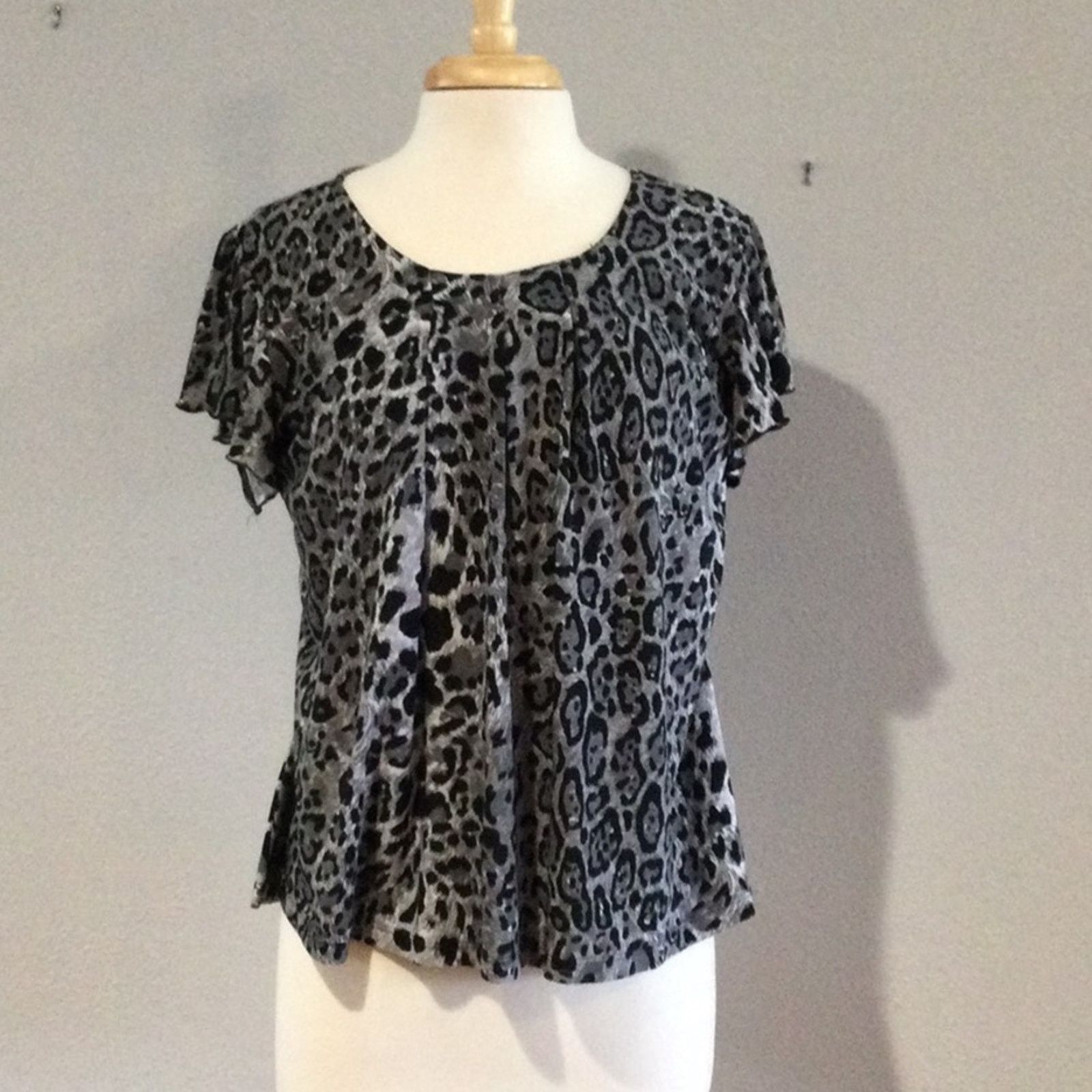Other Ashli Couture Gray & Black Leopard Print Pleated Blouse L Size L / US 10 / IT 46 - 1 Thumbnail